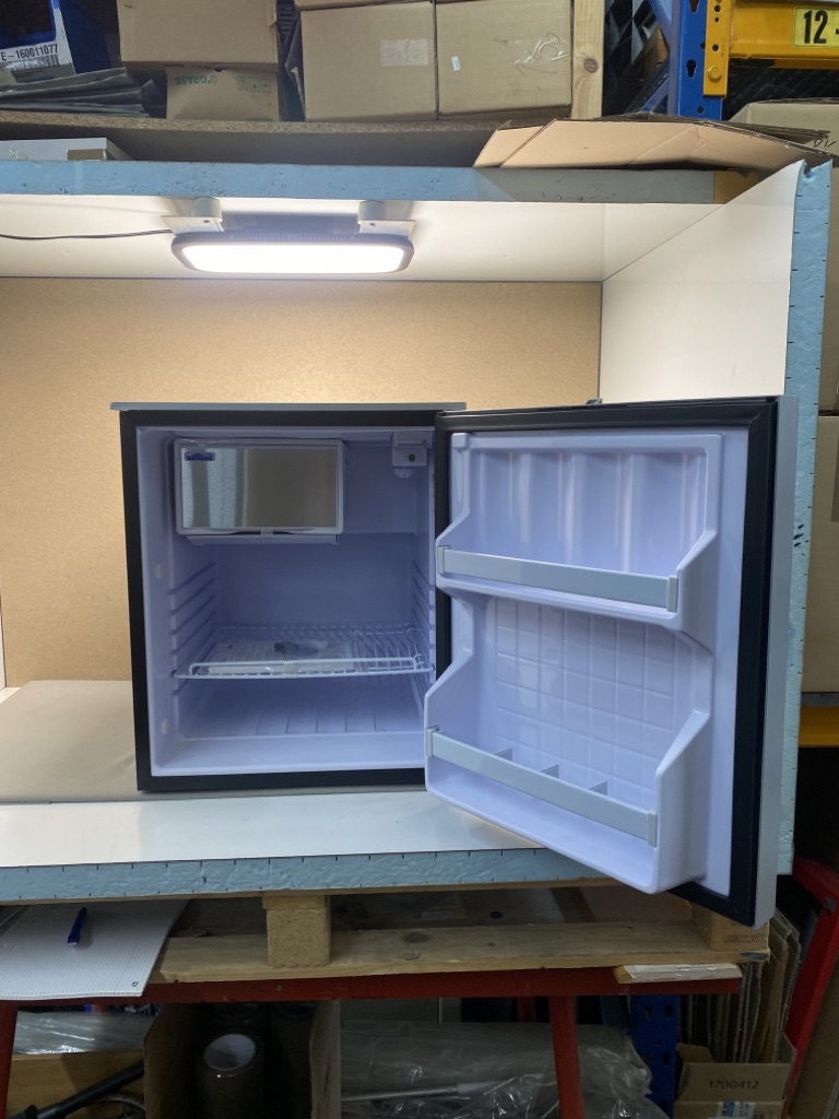 Isotherm Kühlschrank CR65EL Wohnmobil / Wohnwagen