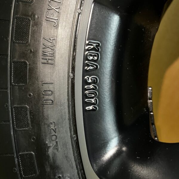 Continental Vanco Four Seasons 4 Kompletträder 225/75 R16C