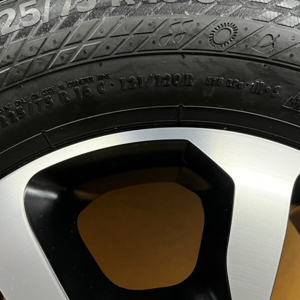 Continental VanContact 4 Season 4 Kompletträder 225/75 R16C