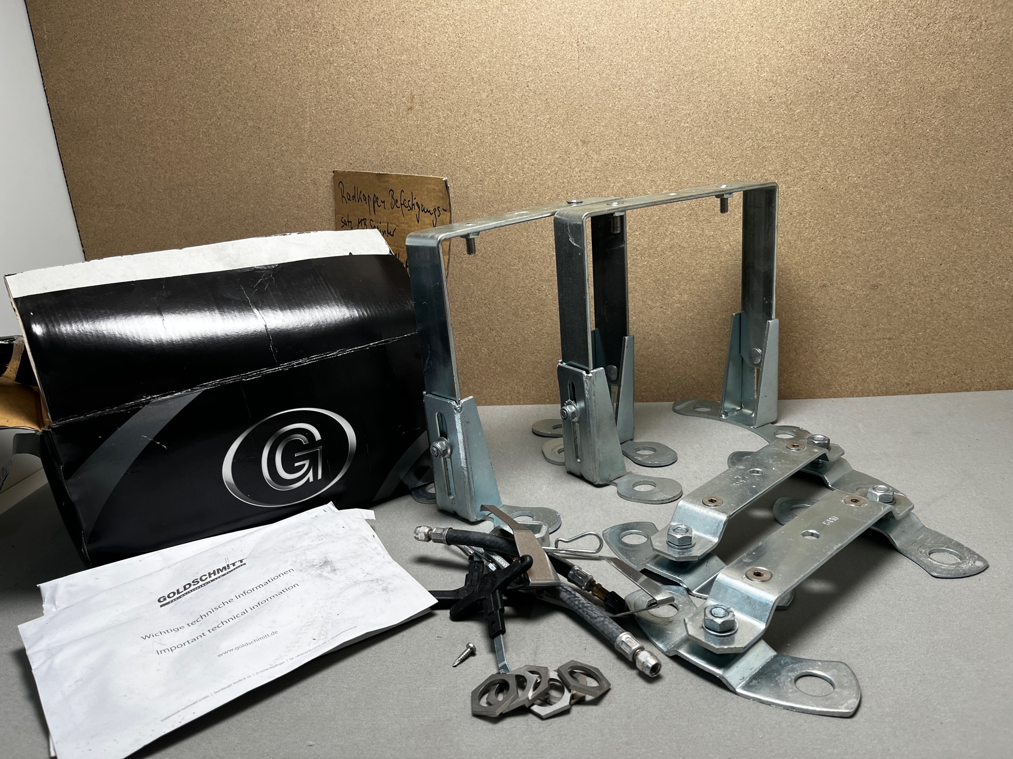 Goldschmitt Radkappen Befestigungssatz MB Sprinter