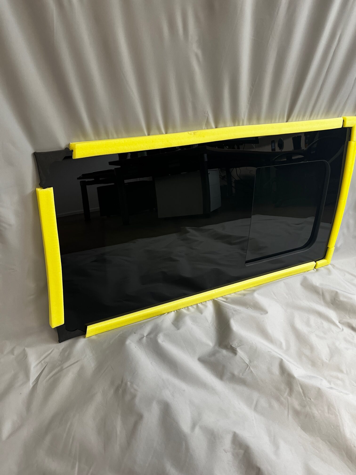 Carbest getöntes Schiebefenster Mercedes Benz Vito ab Bj. 2015 Beifahrerseite vorne 1100x570