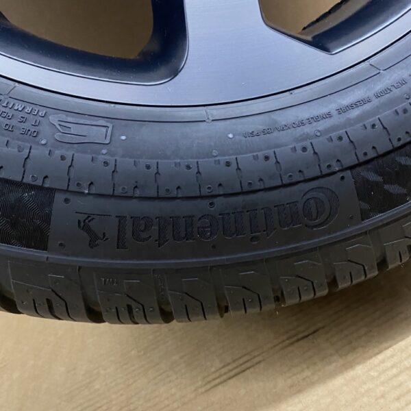 Continental Komplettrad 255/55 R18CP M+S mit Schneesymbol
