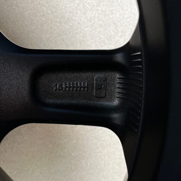 Alufelge 18`` Niesmann & Bischoff Emblem Ice Black 7,5Jx18H2