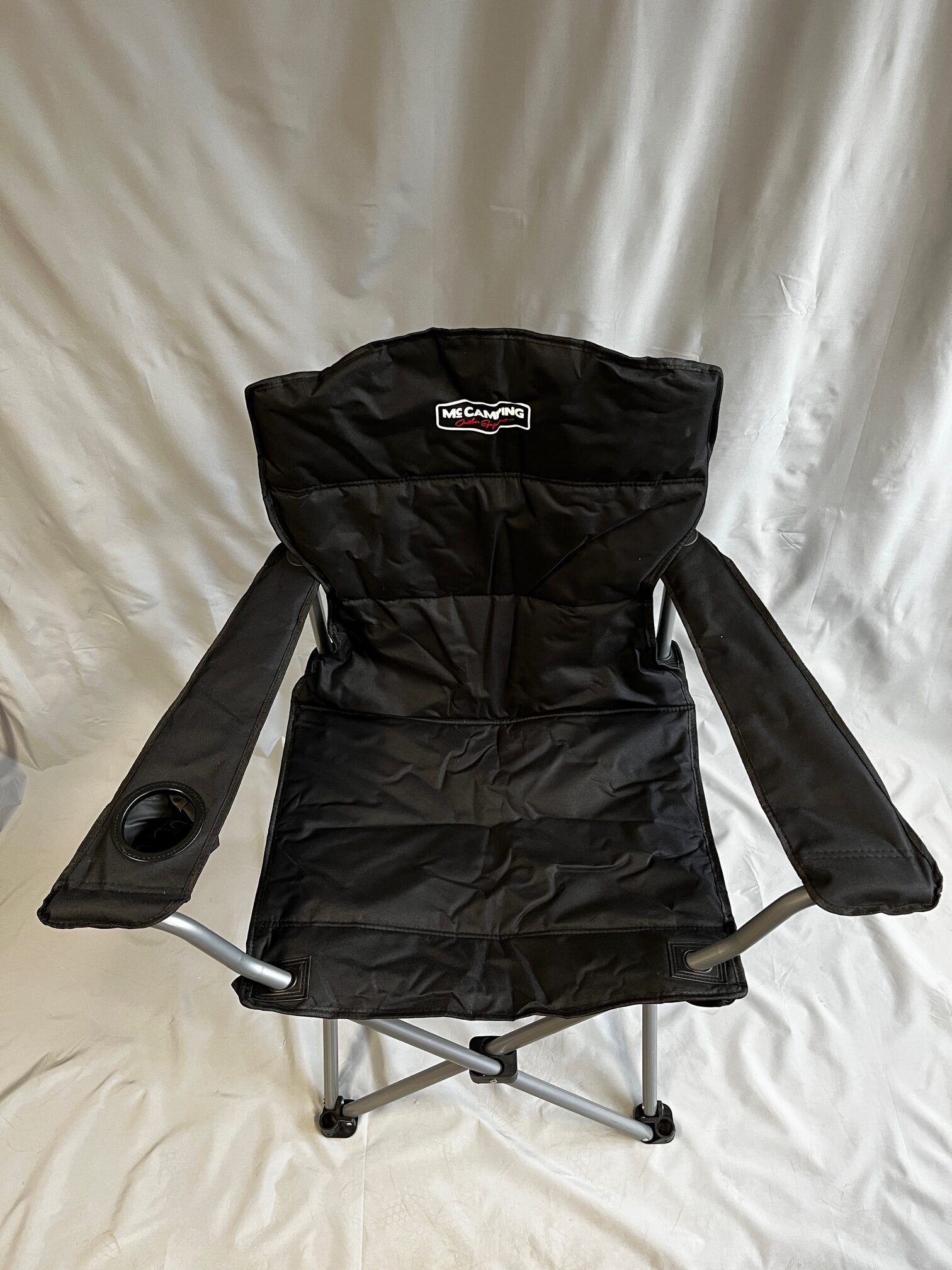 McCamping Campingstuhl schwarz mit Getränkehalter