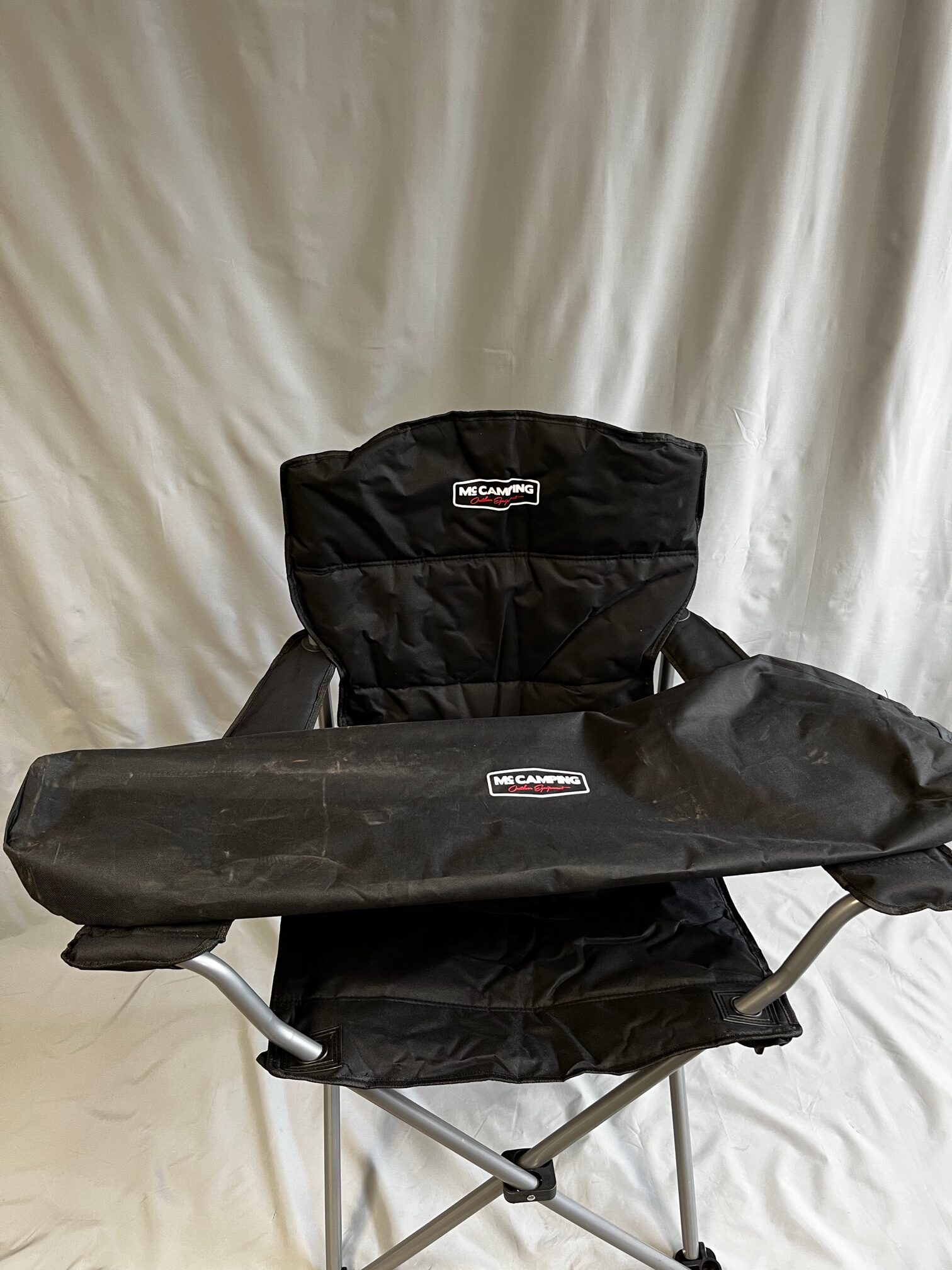 McCamping Campingstuhl schwarz mit Getränkehalter
