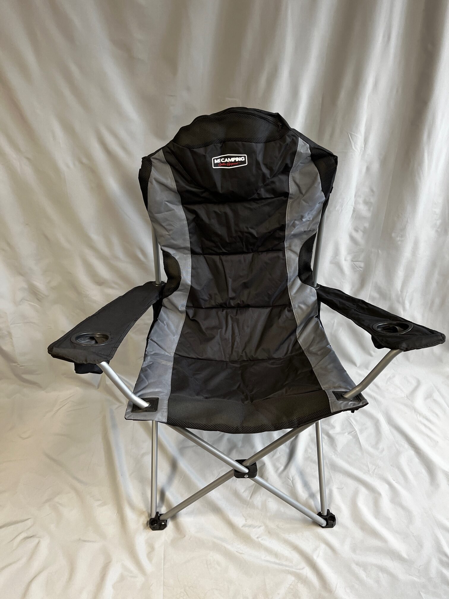 McCamping Campingstuhl schwarz grau mit Getränkehalter