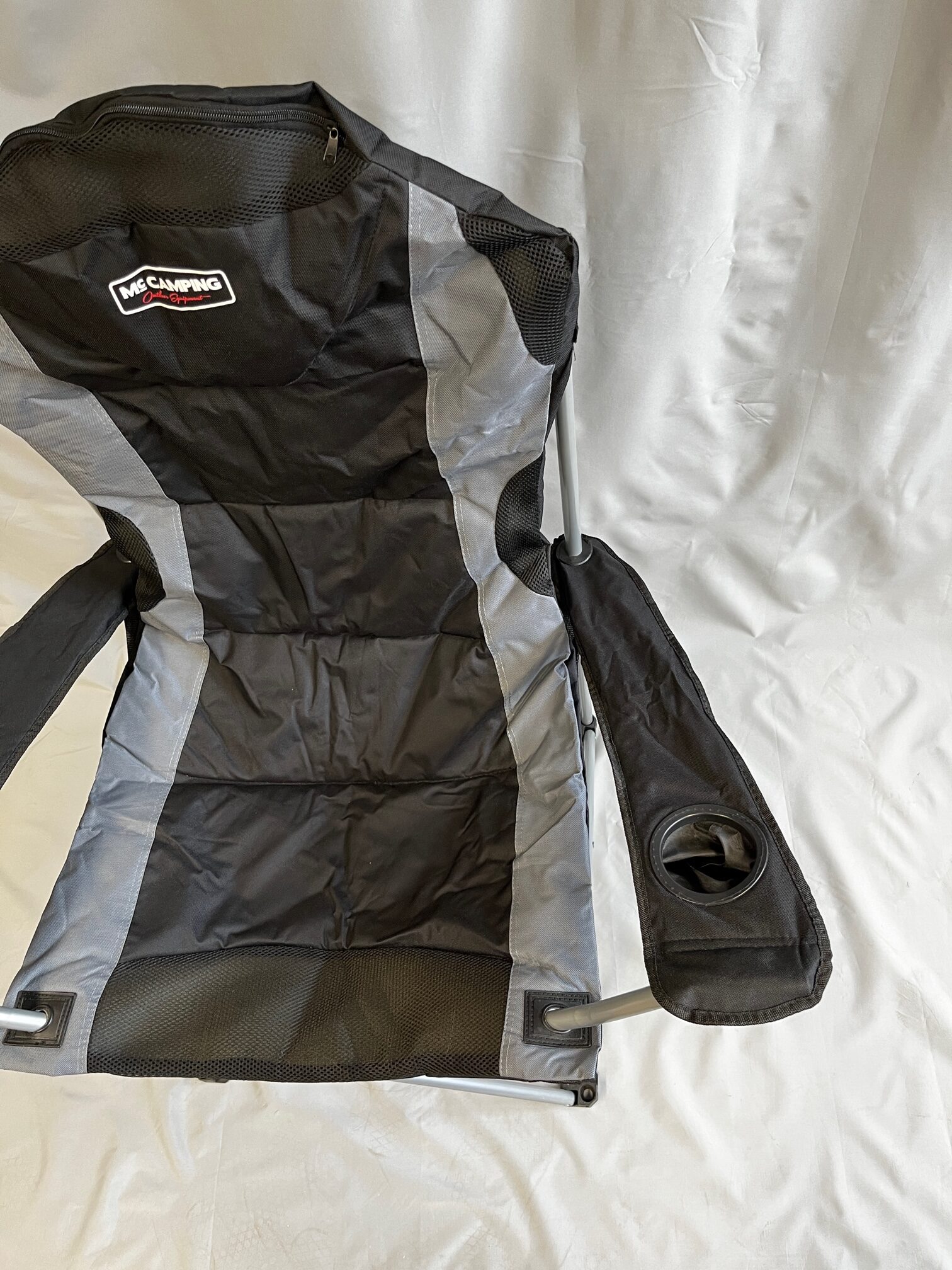 McCamping Campingstuhl schwarz grau mit Getränkehalter