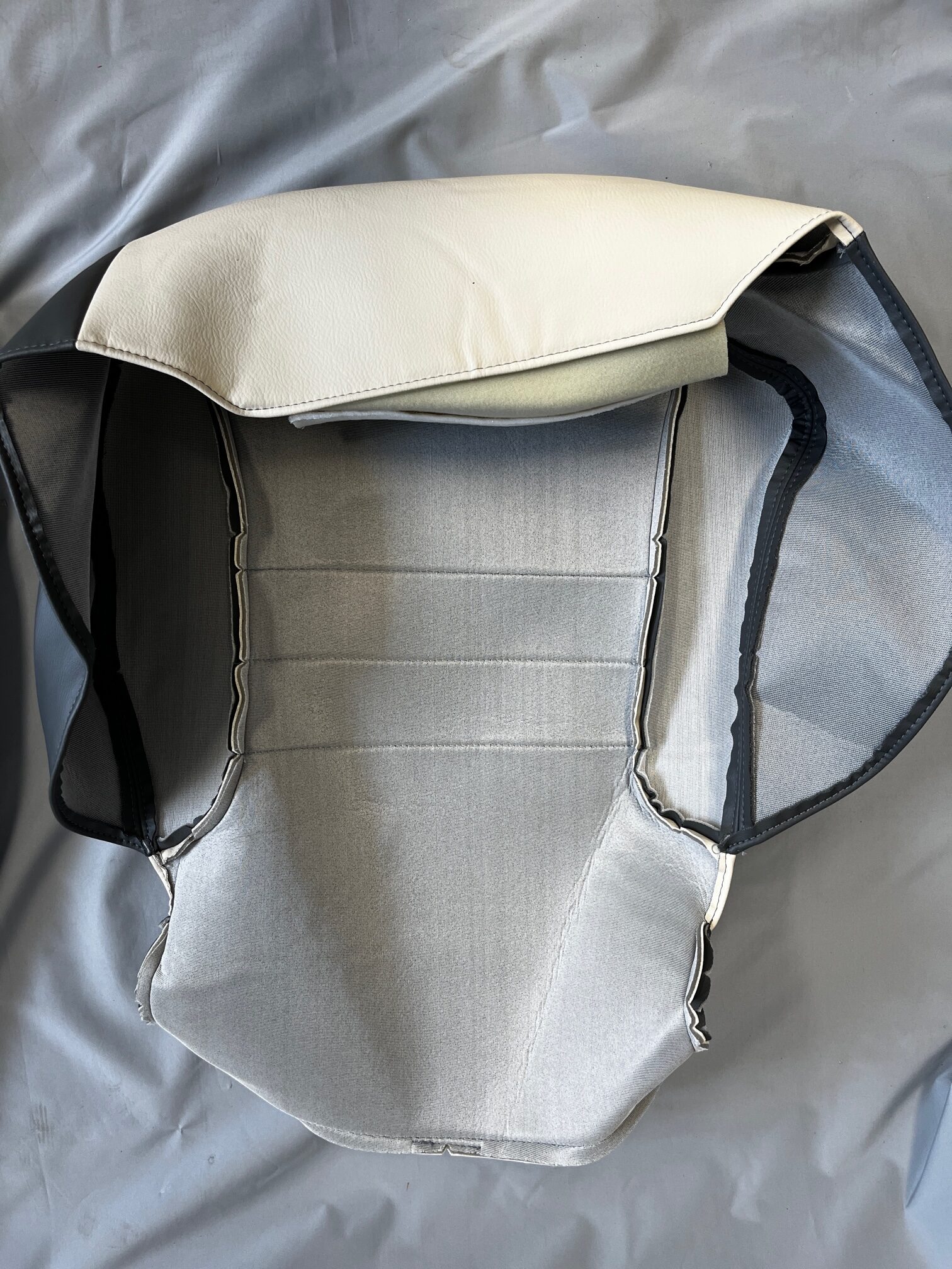 Reimo Sitzbezug Schonbezug für Fiat Ducato ab 2014 grau/beige