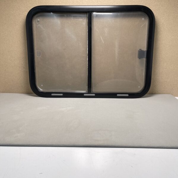 Dometic Schiebefenster 700x500mm schwarz