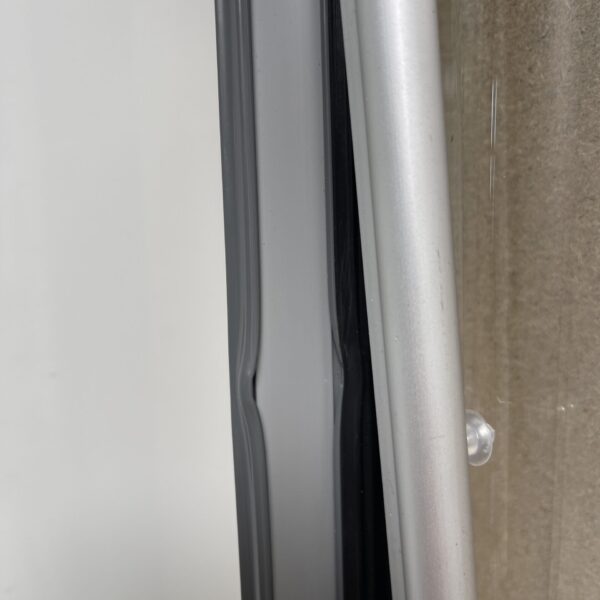 Dometic Ausstellfenster 1000x600 mm Anthrazit mit Zentralverriegelung