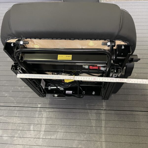 Aguti Automotiv GIS Lounge, Beifahrersitz GS 290 ECE