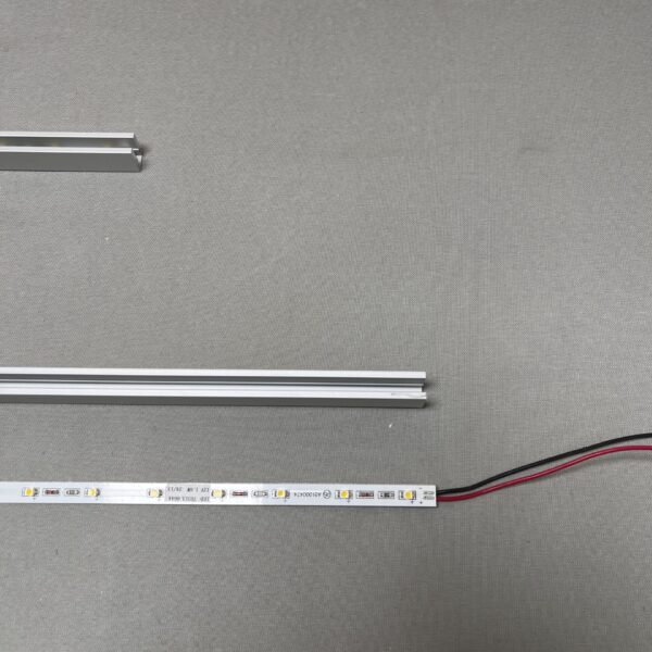 Dometic Light System LED mit U-Profil Alu 5er Set 550x10x15mm