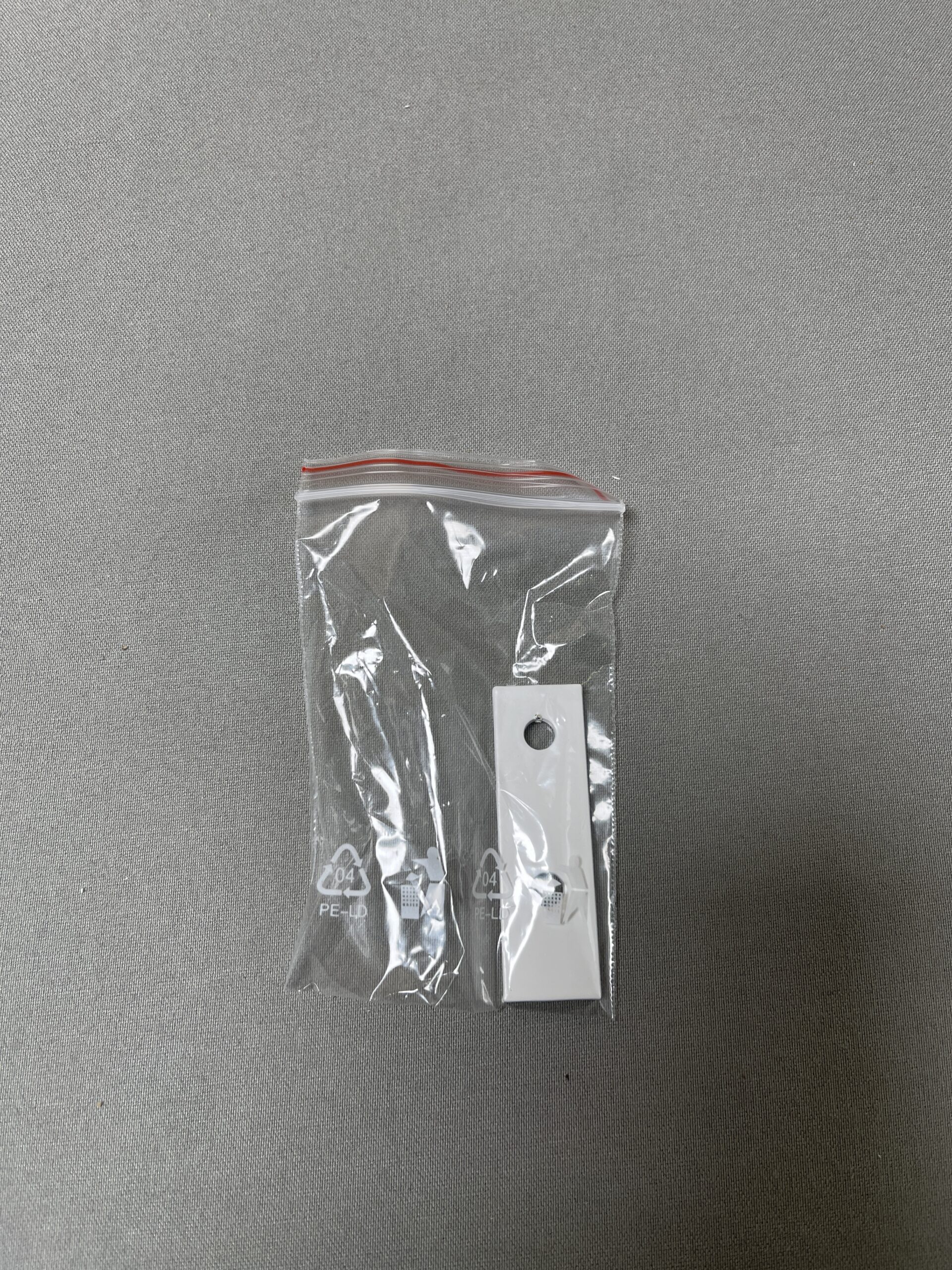 Verriegelungssystem für Dreh Toilette weiß