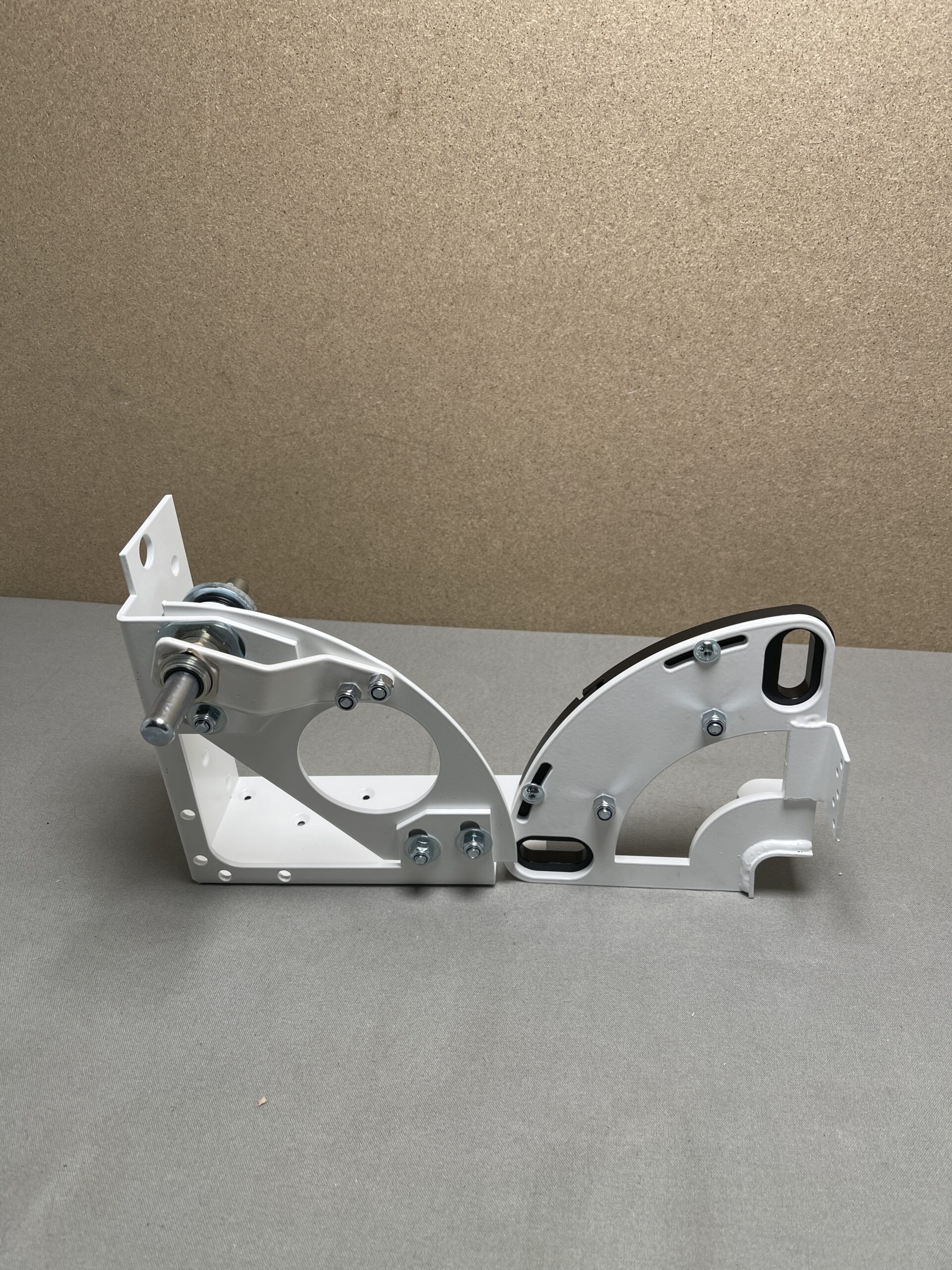 Verriegelungssystem für Dreh Toilette weiß