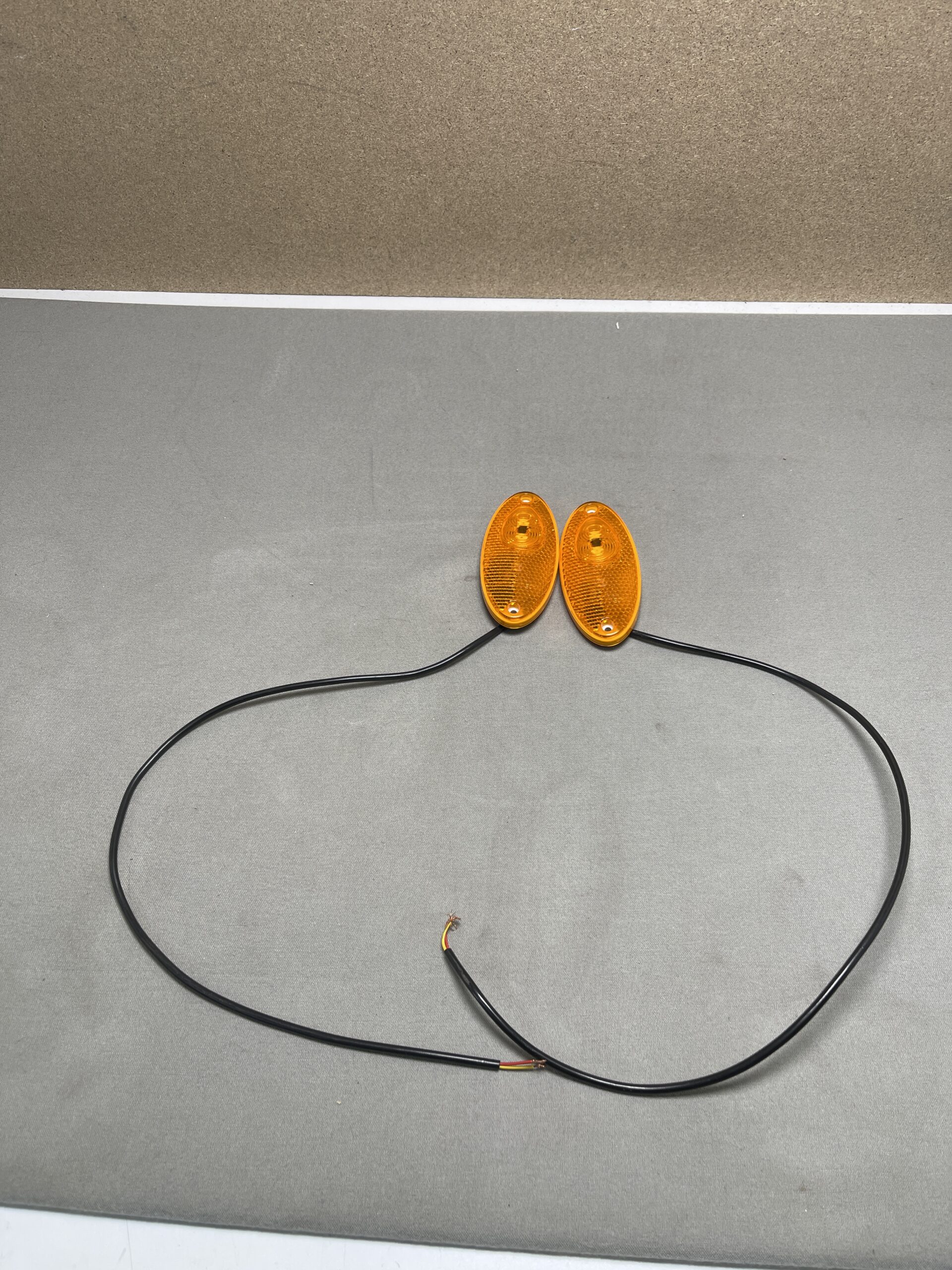 HELLA Seitenmarkierungsleuchte LED 2PS964295-067 2er Set