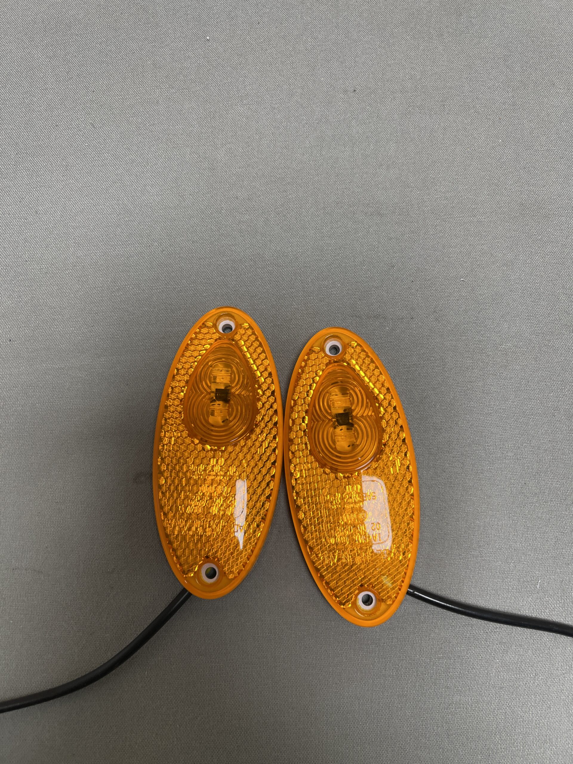 HELLA Seitenmarkierungsleuchte LED 2PS964295-067 2er Set