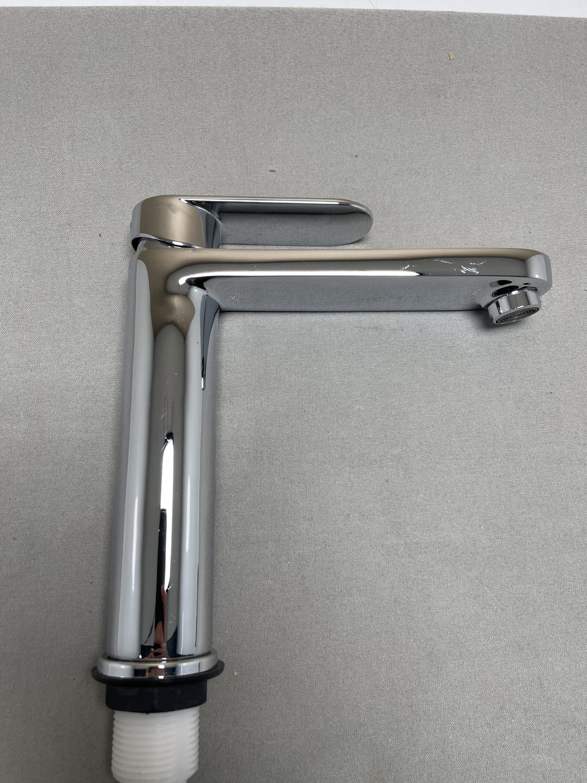 Wasserhahn verchromt ohne Anschlussschläuchen, für Wohnmobil