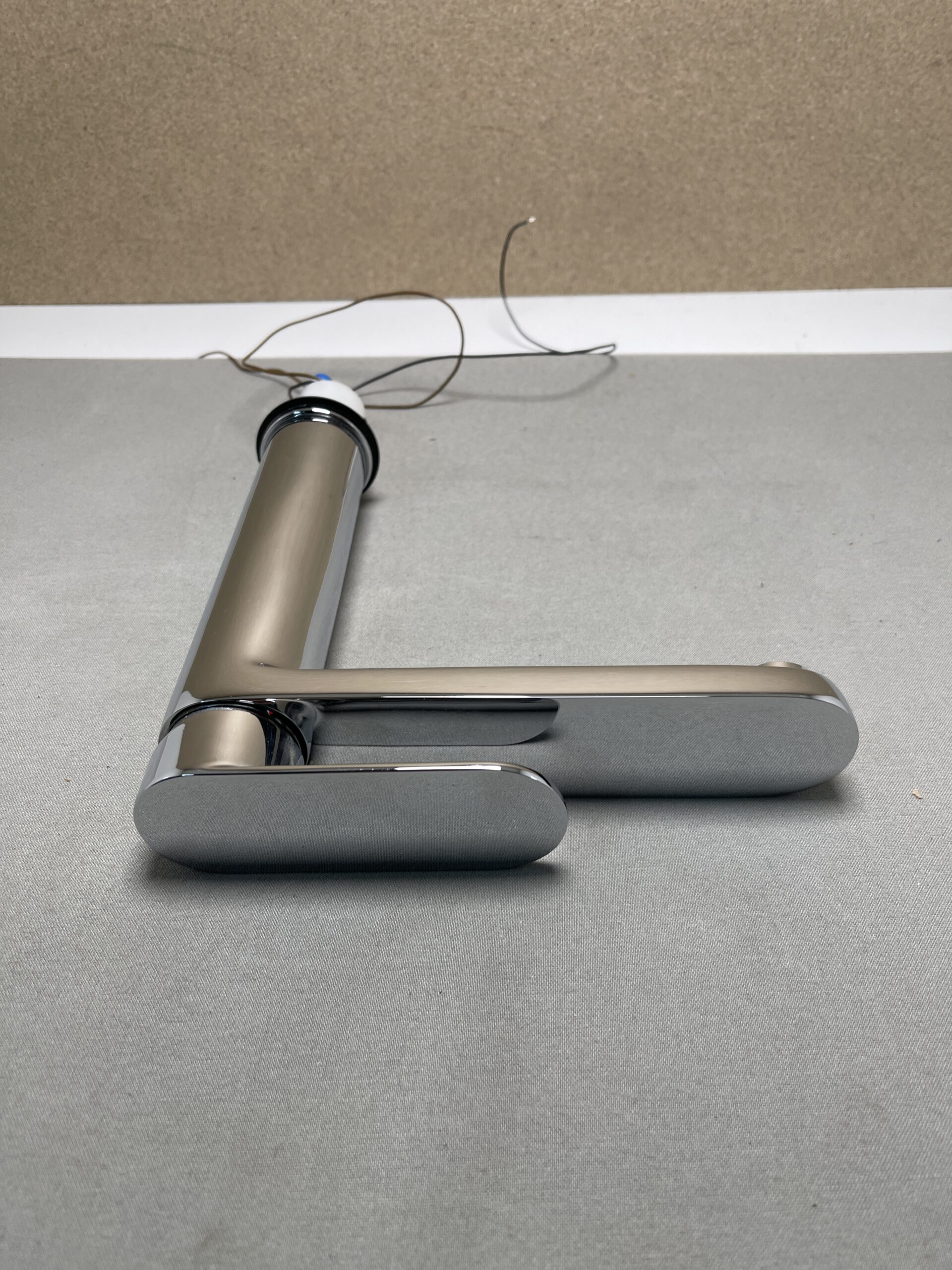 Wasserhahn verchromt ohne Anschlussschläuchen, für Wohnmobil