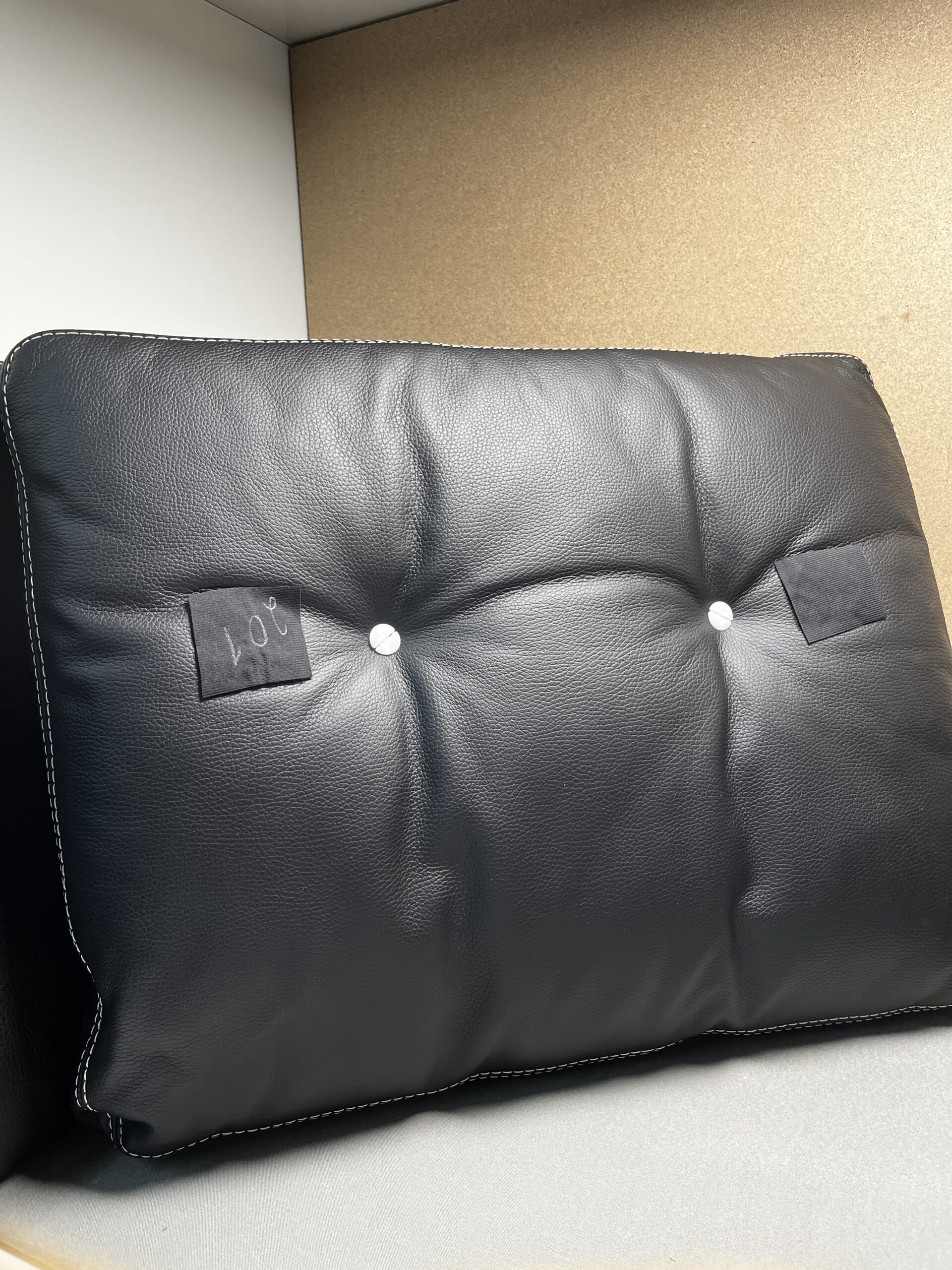 Niesmann & Bischoff Arto 83F/88F/88(L) Klassik Echtlederkissen Set schwarz