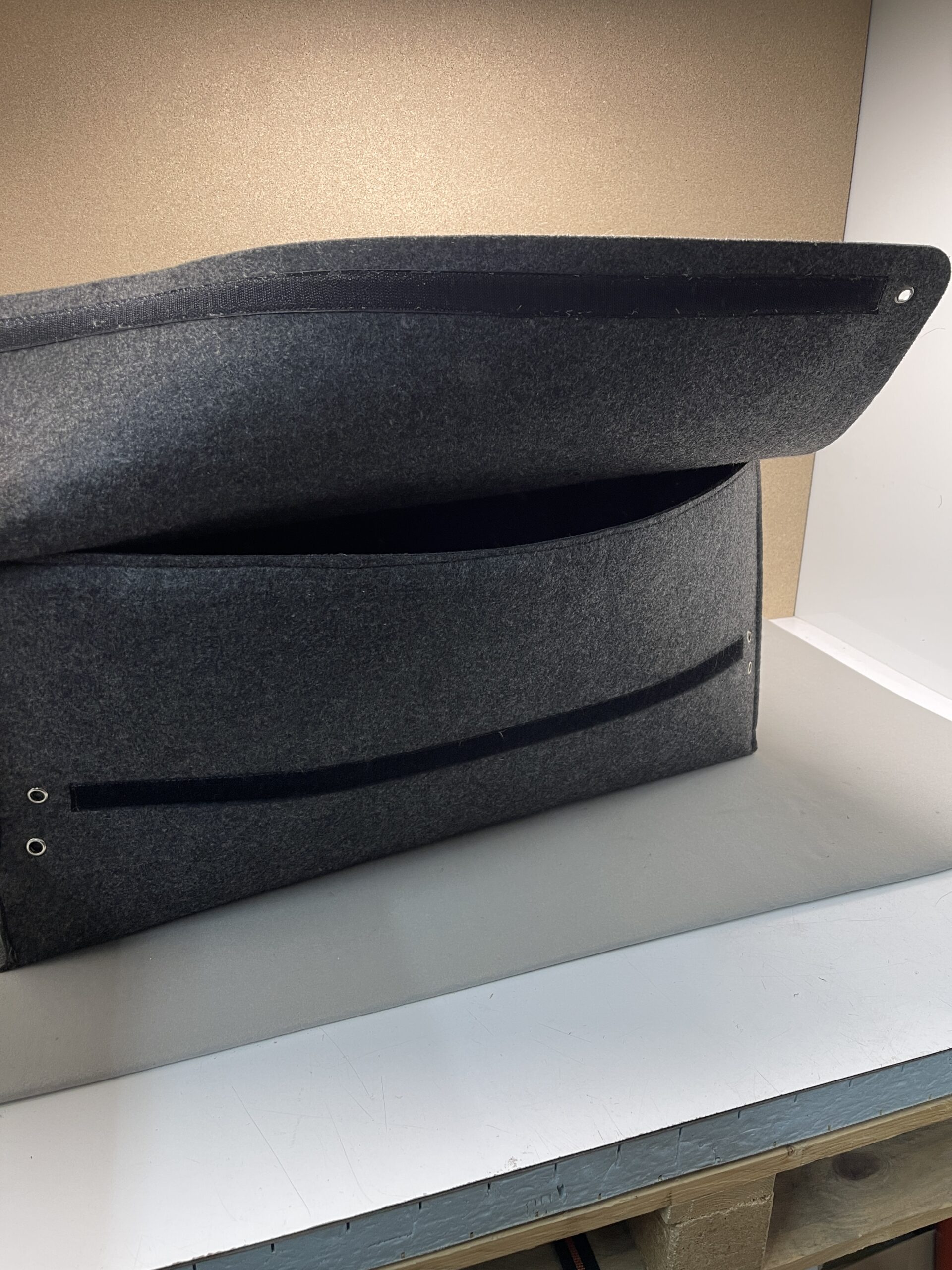 Zubehörtasche Niesmann & Bischoff mit Klettverschluss