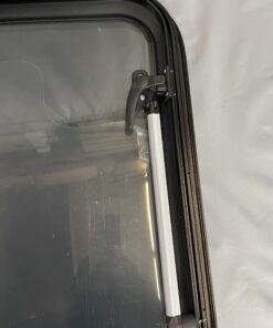 Dometic S7 P Ausstellfenster 900 x 520 mm, schwarz getönte Scheibe