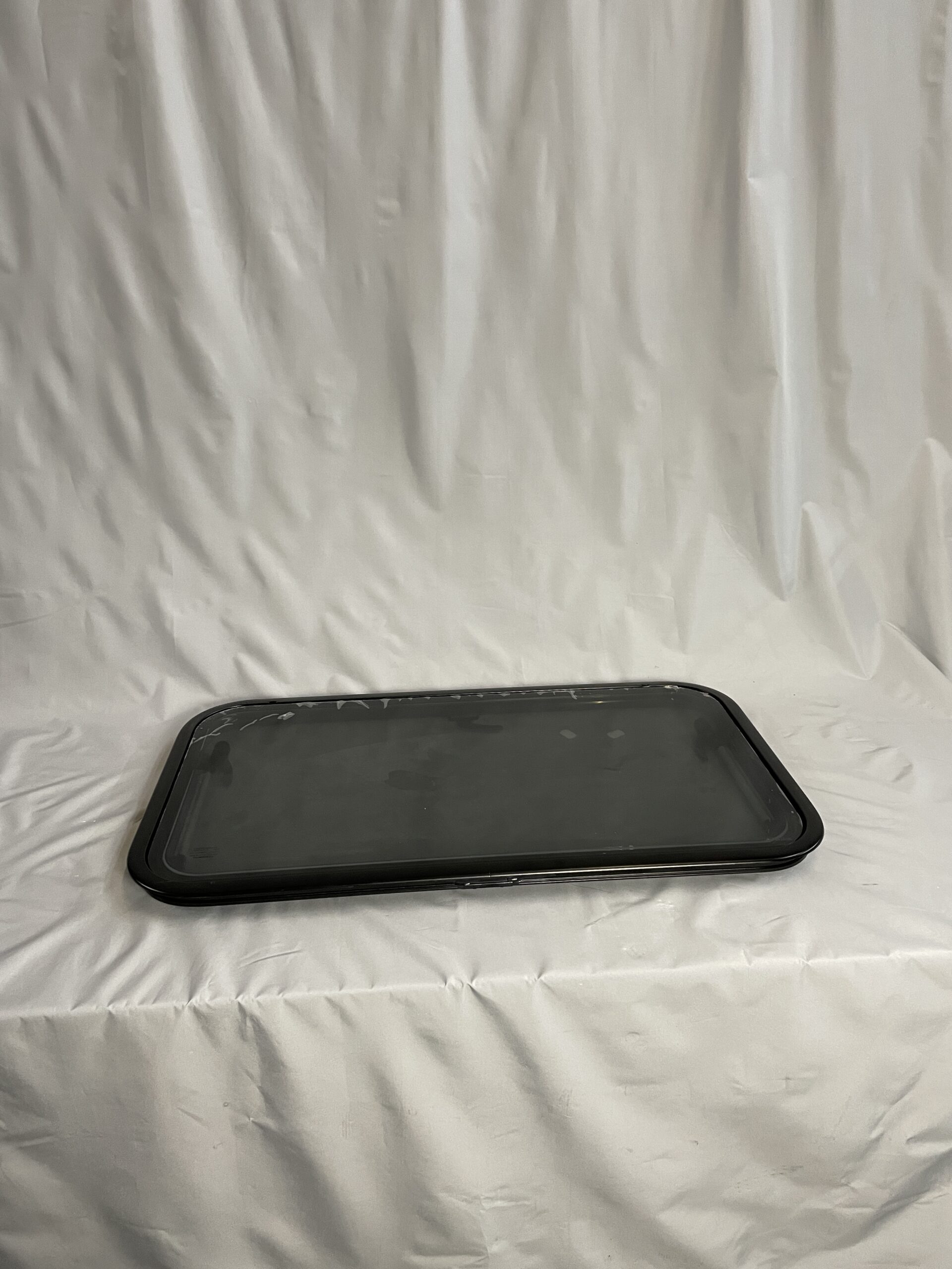 Ausstellfenster S7 P mit Rahmen, Dometic, 800 x 450 mm, schwarz getönt