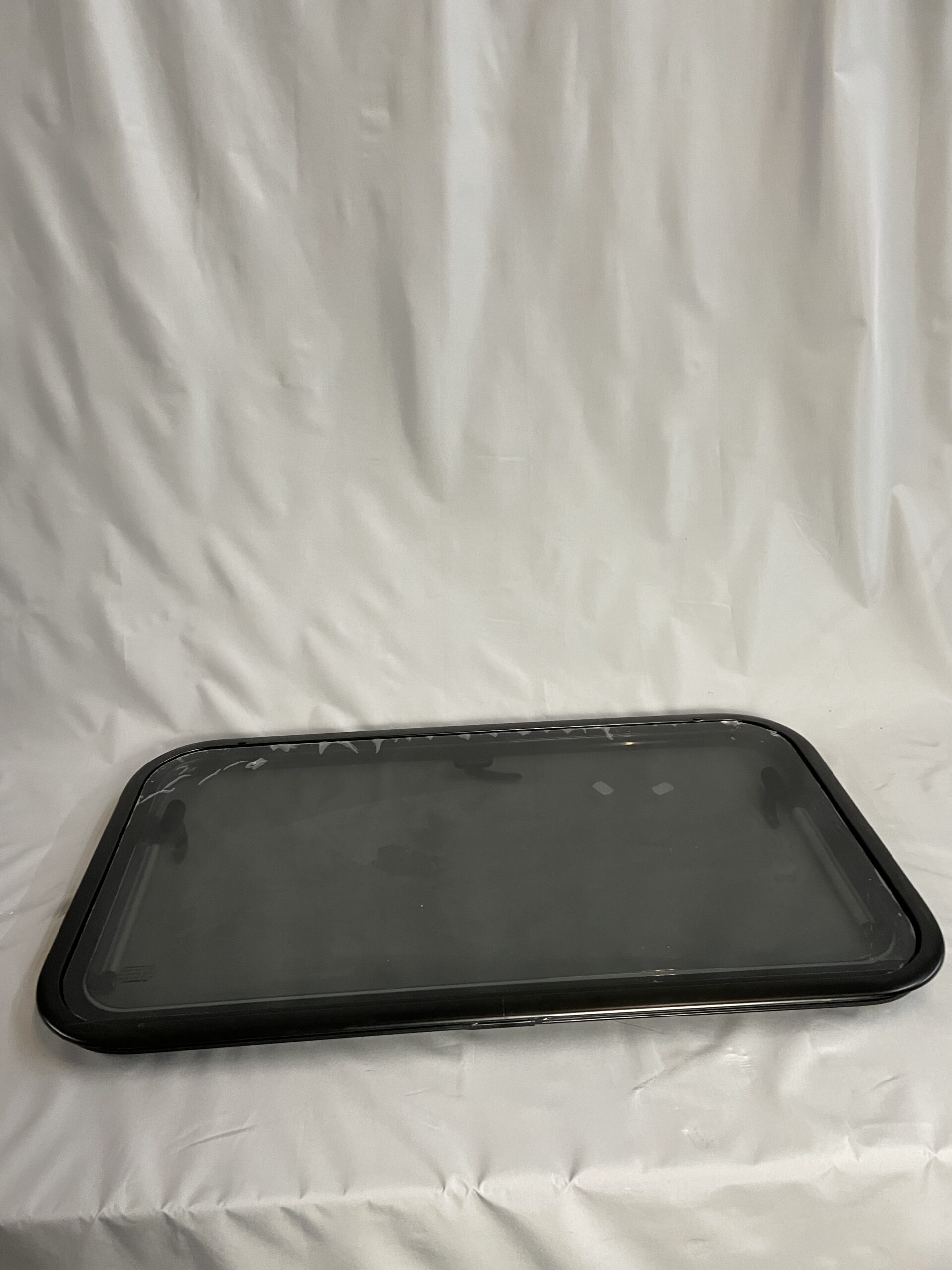 Ausstellfenster S7 P mit Rahmen, Dometic, 800 x 450 mm, schwarz getönt