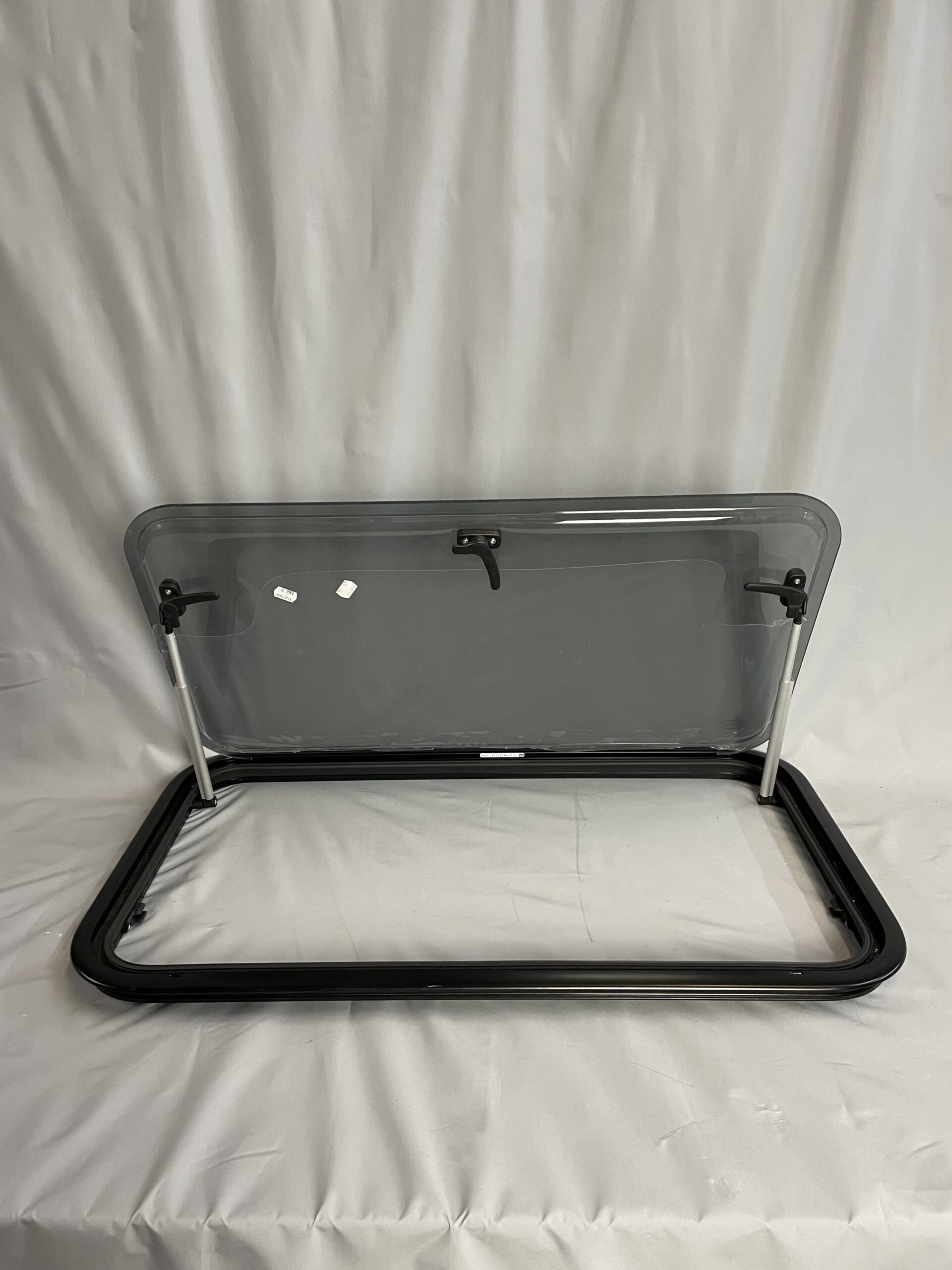 Ausstellfenster S7 P mit Rahmen, Dometic, 800 x 450 mm, schwarz getönt