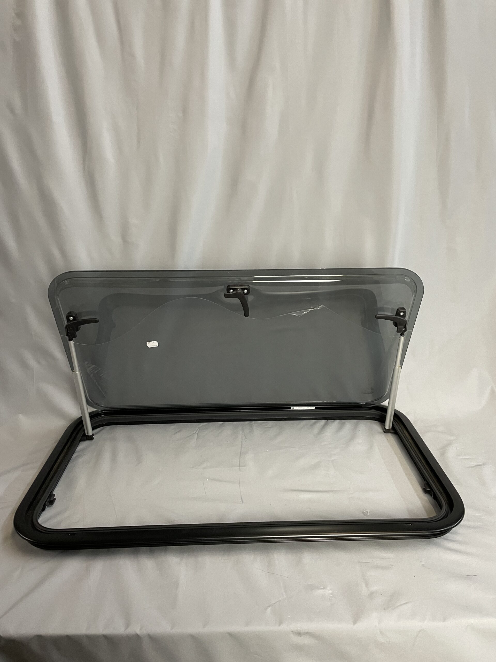 Ausstellfenster mit Rahmen, Dometic, 800 x 450 mm, schwarz getönt