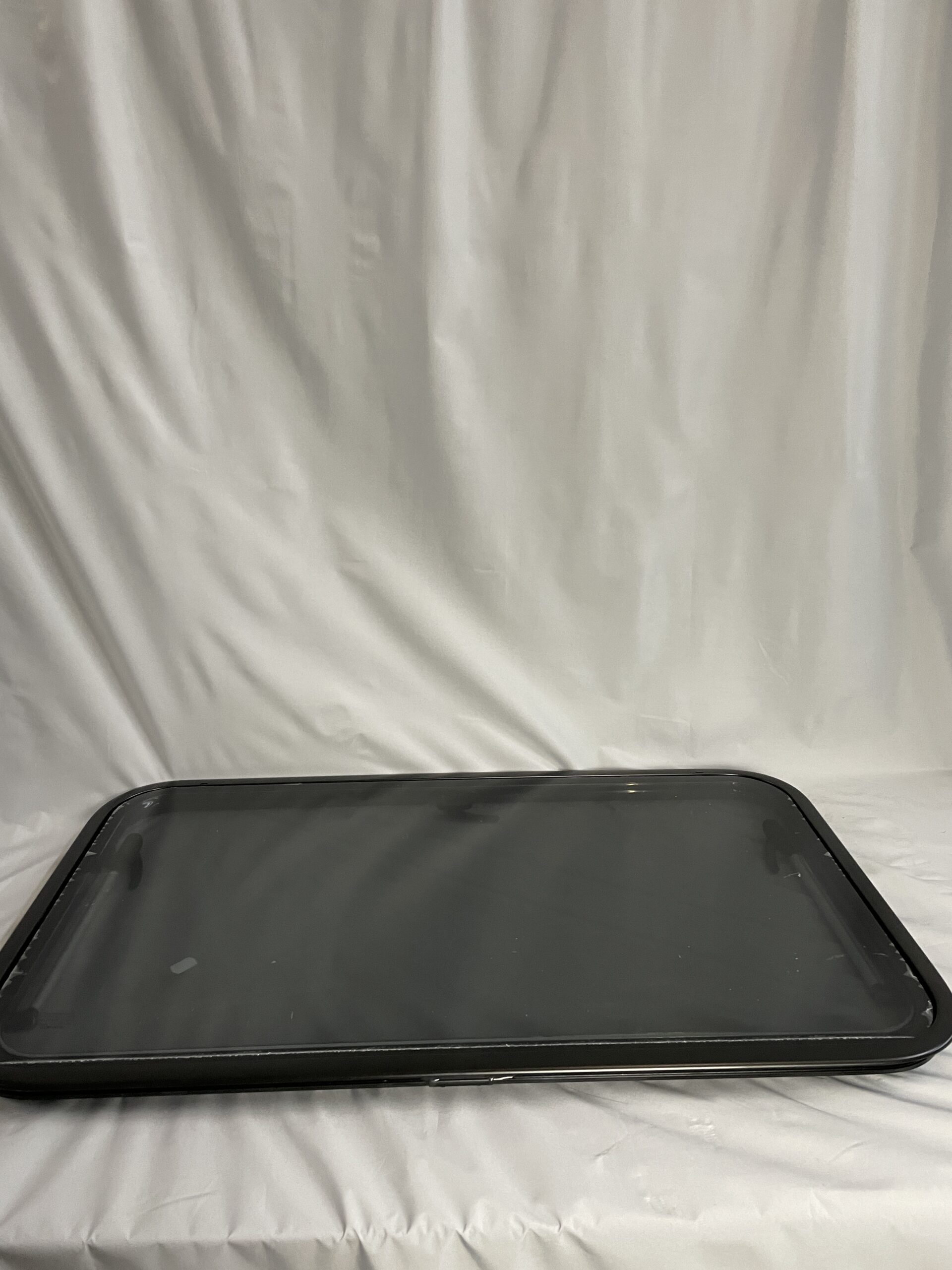 Dometic Ausstellfenster mit Rahmen, 900 x 520 mm, schwarz getönt