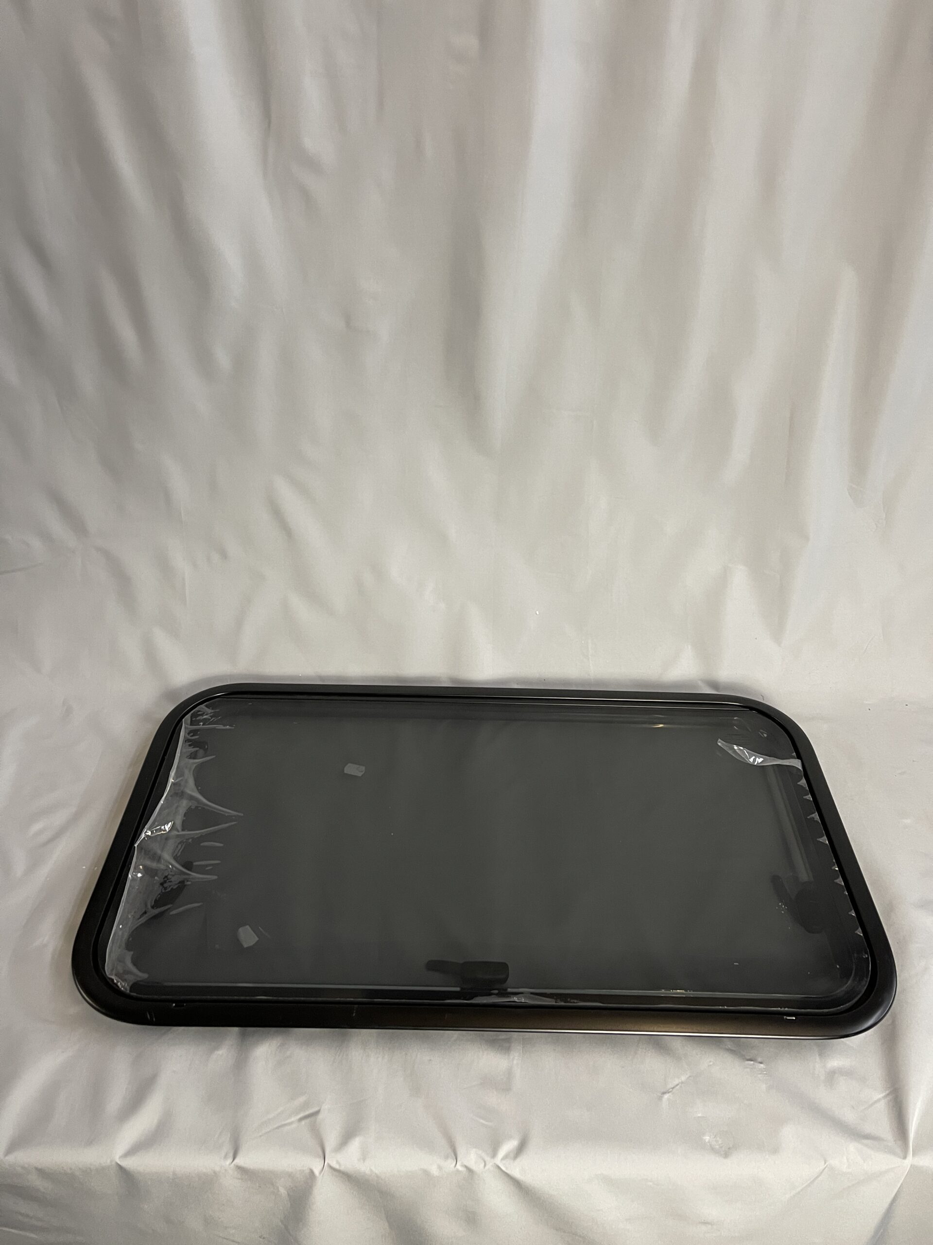 Ausstellfenster mit Rahmen, Dometic, 800 x 450 mm, schwarz