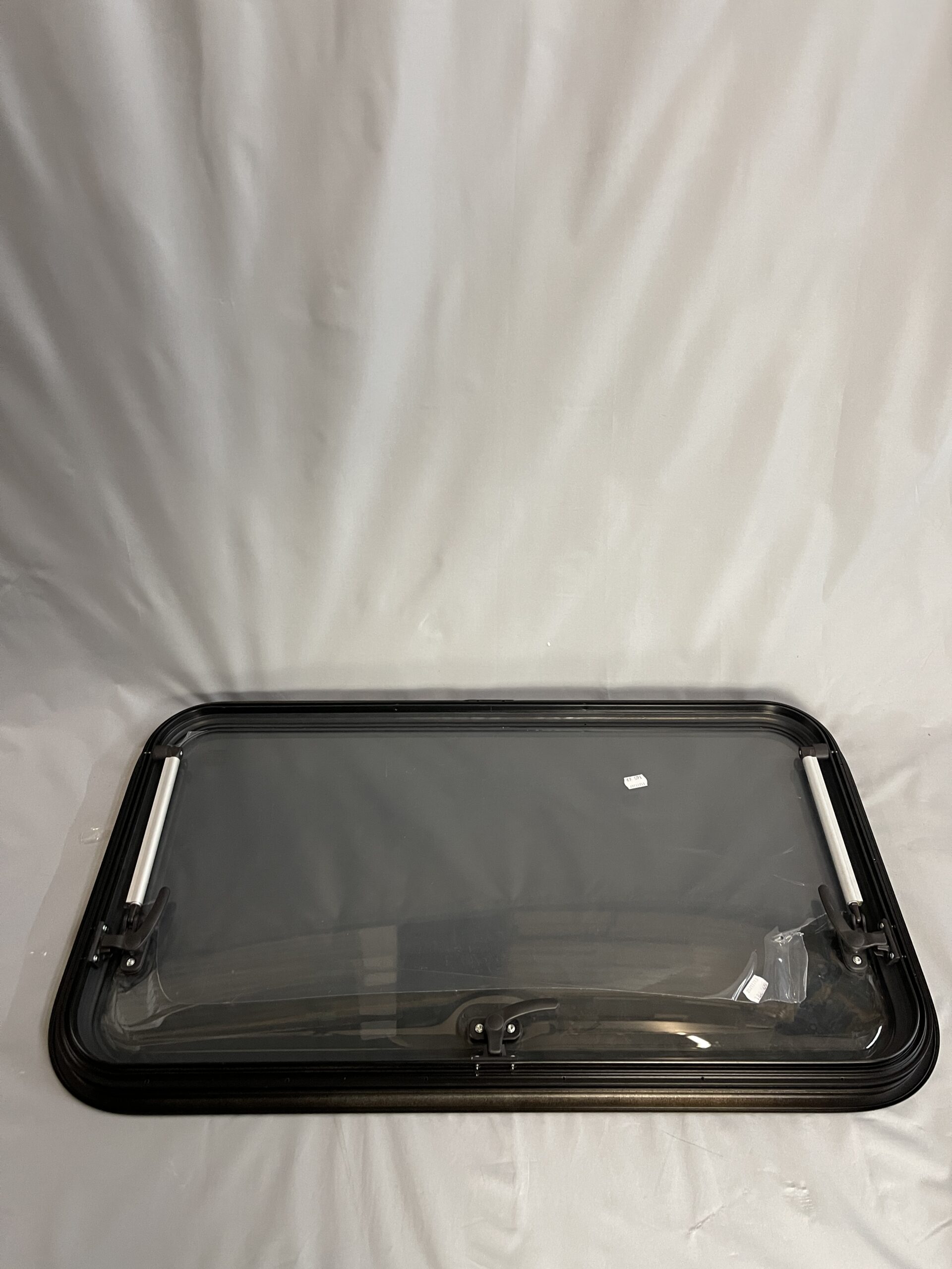 Ausstellfenster mit Rahmen, Dometic, 800 x 450 mm, schwarz