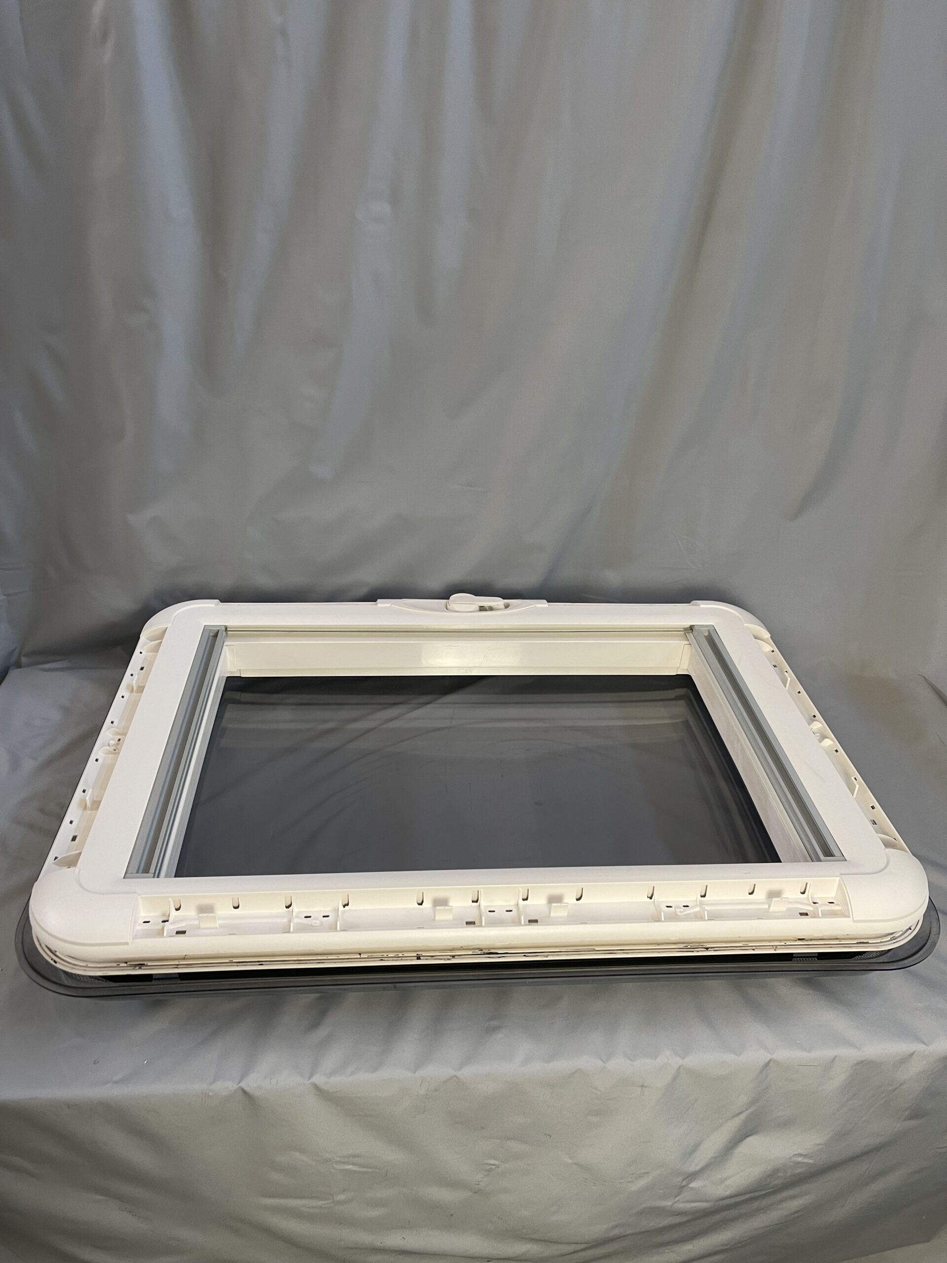 Dometic Heki 3 Dachhaube ohne Befestigungsmaterial