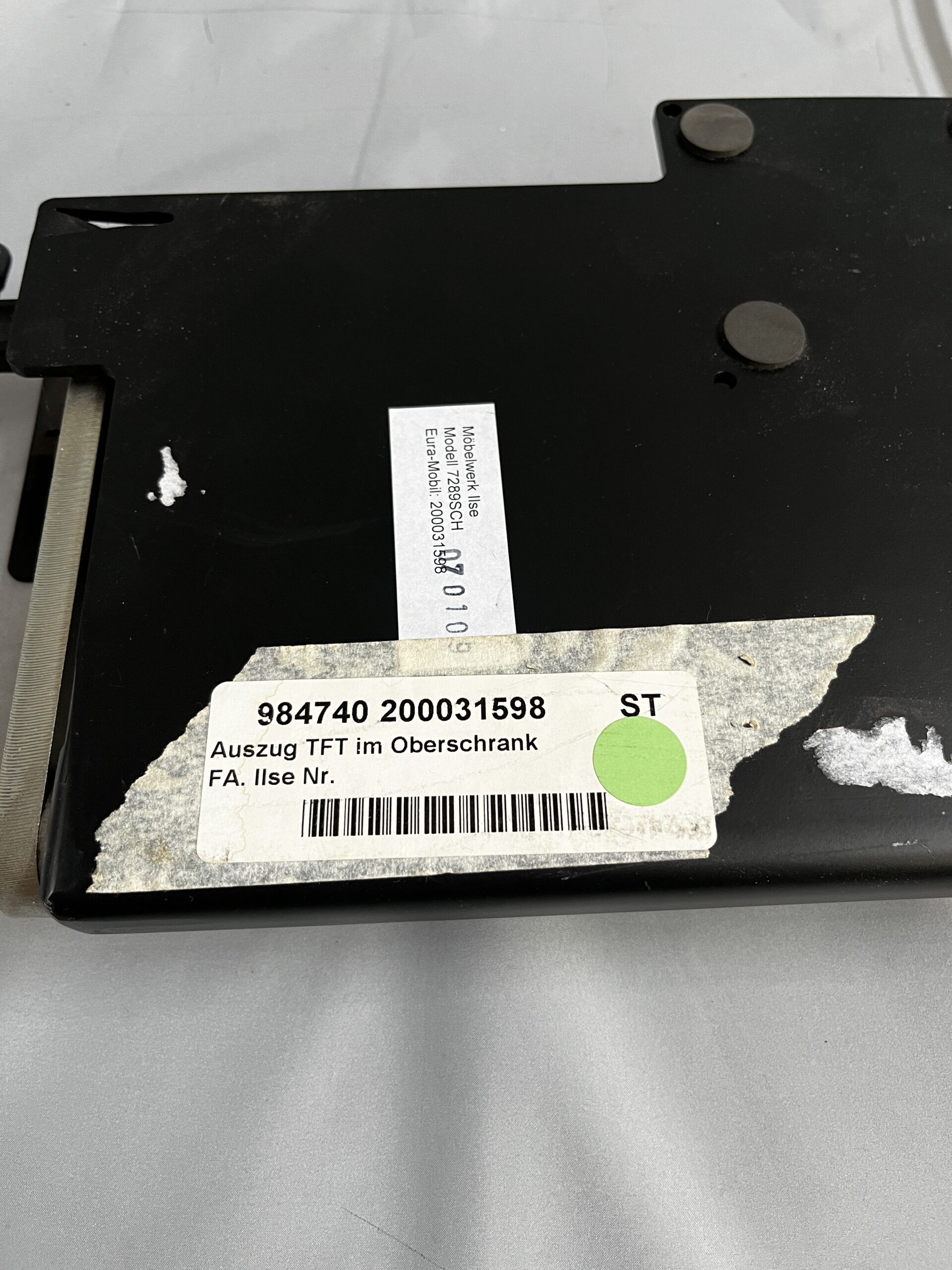 Möbelwerk Ilse AUszug TFT im Oberschrank Modell 7289SCH