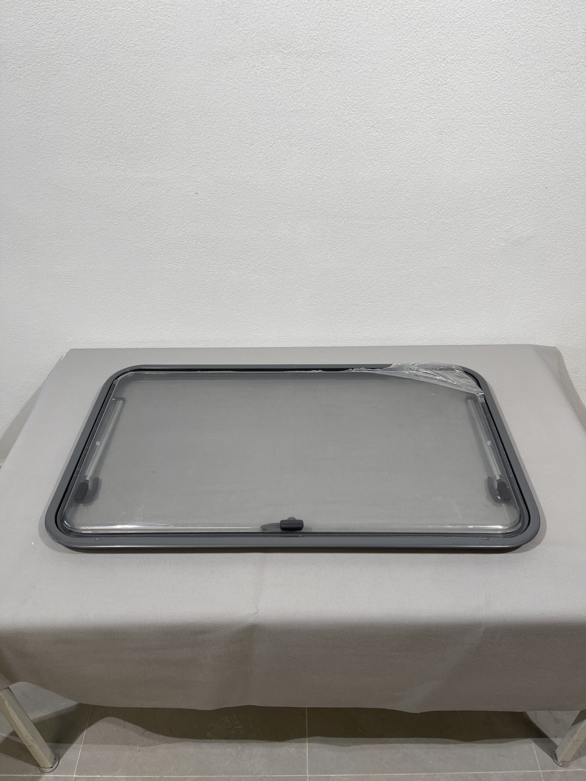 Dometic Ausstellfenster 1000x600mm grau