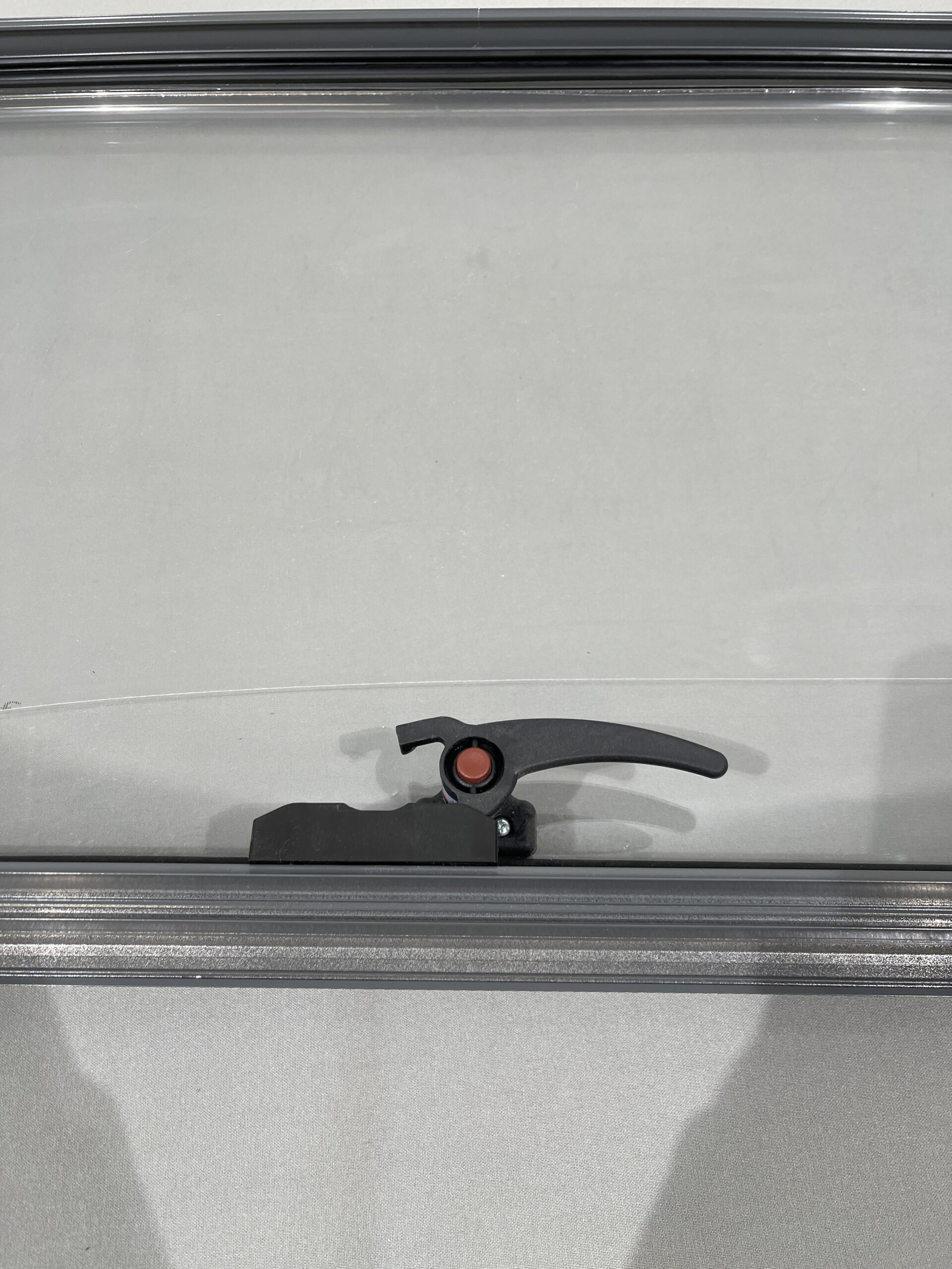 Dometic Ausstellfenster 1000x510mm grau mit Zentralverriegelung