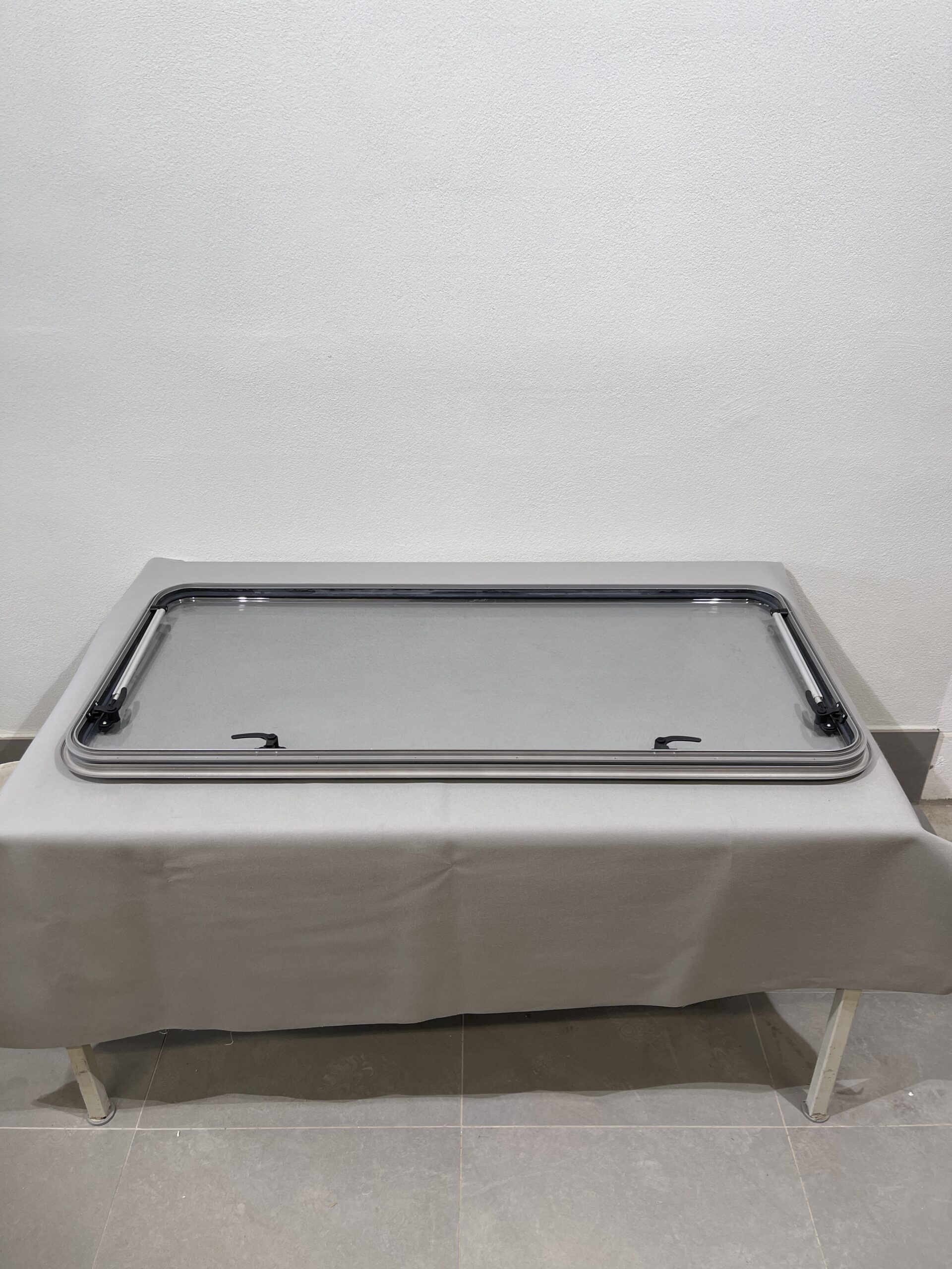 Dometic Ausstellfenster 1300x600mm grau