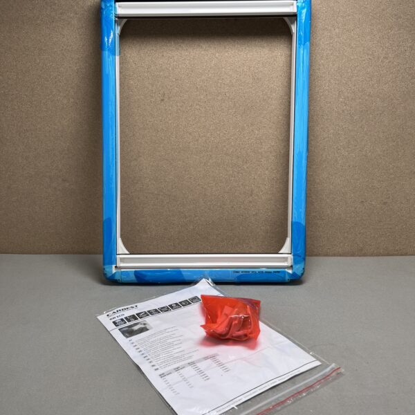 Carbest Innenrahmen RW Compact mit Verdunklungssystem und Insektenschutz 350x500