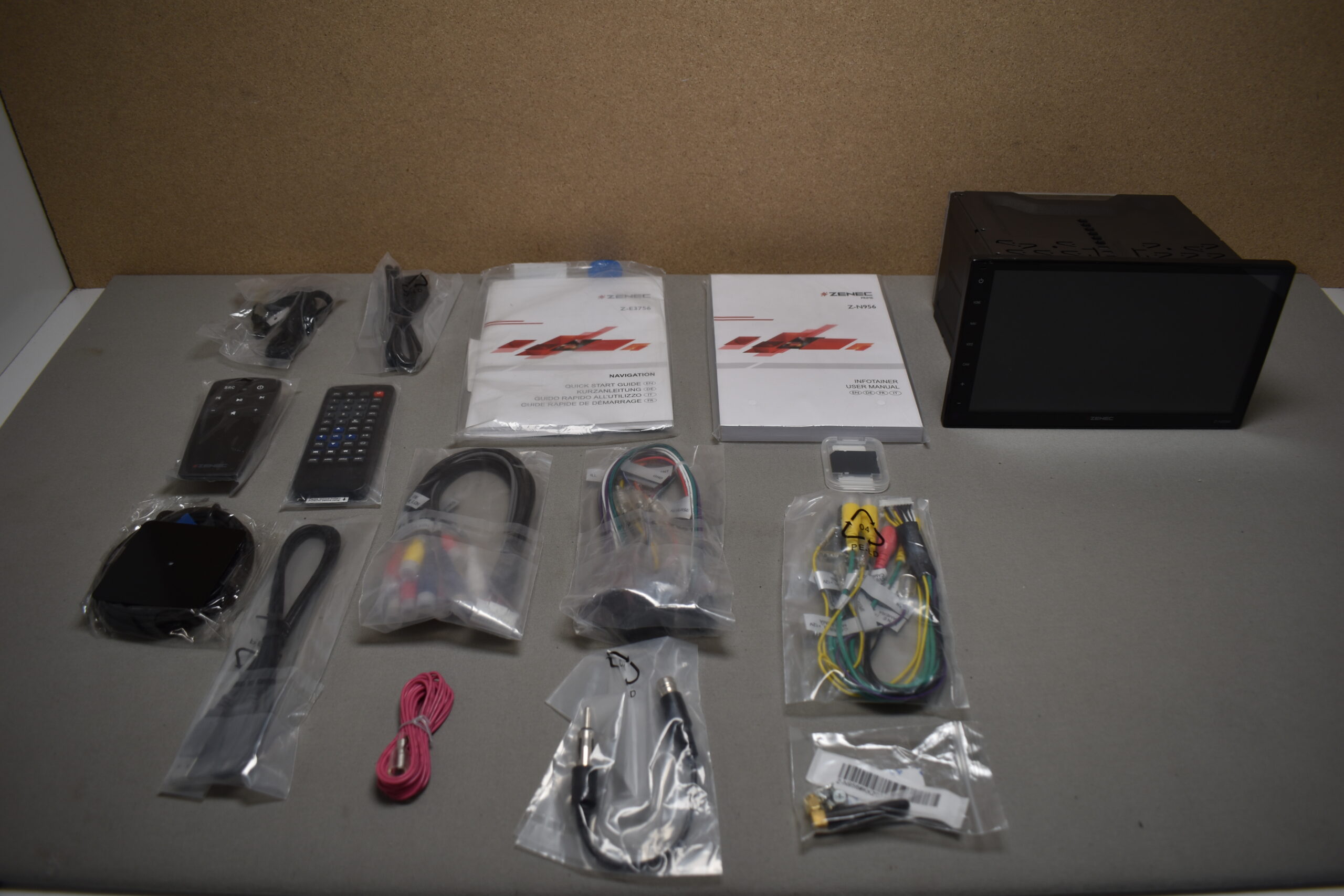 Zenec Z-N956 EHG Navigationsgerät