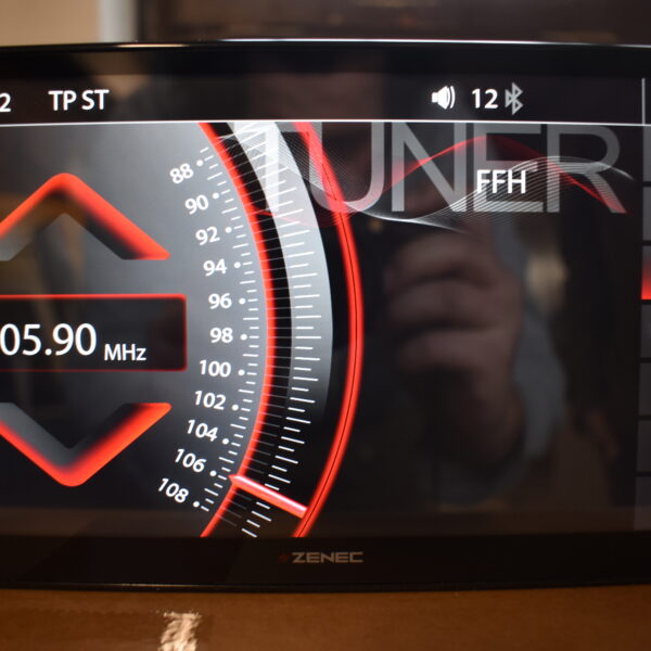 Zenec Z-N956 EHG Navigationsgerät