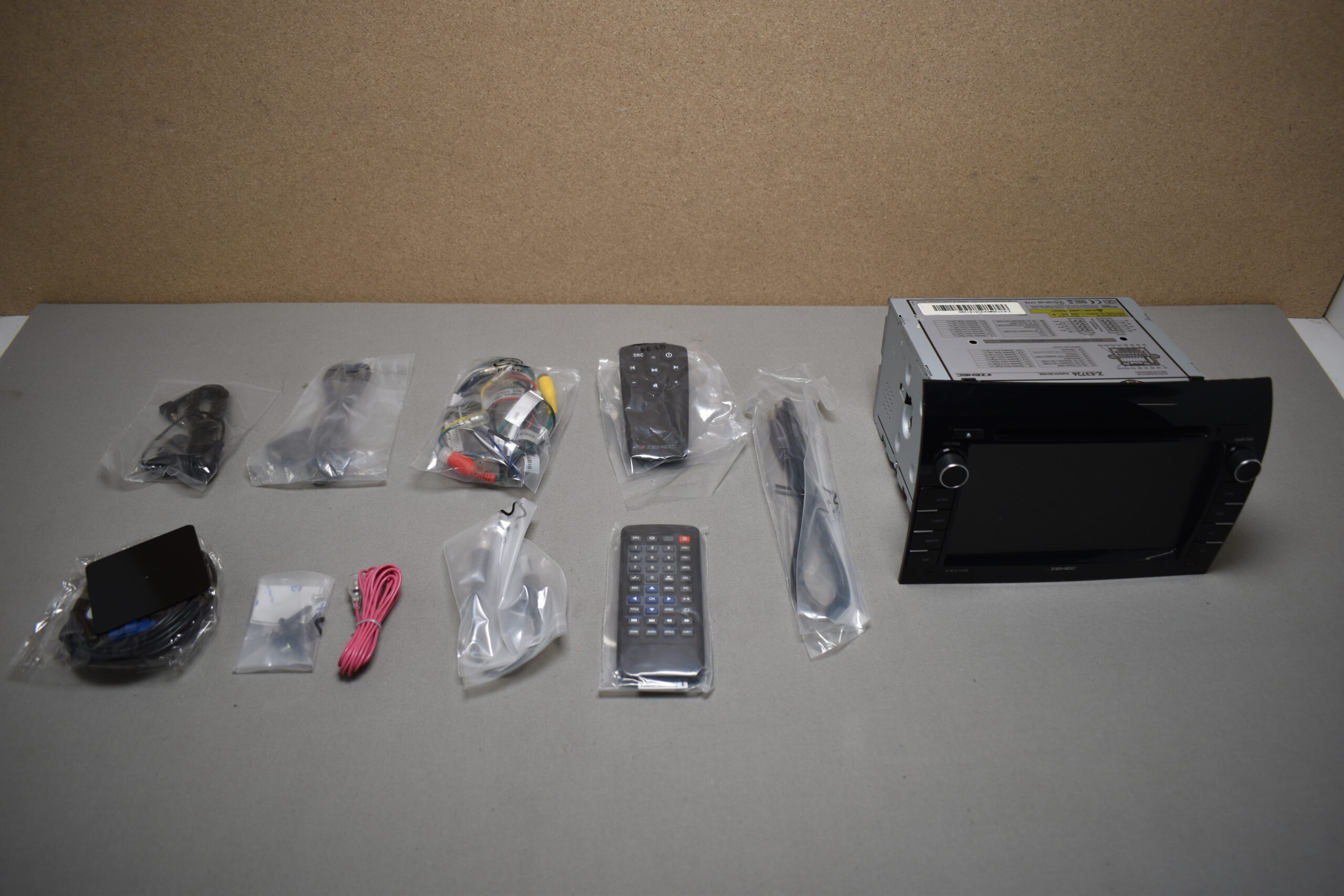 Zenec ZE 3726 MH-0-7 Navigationsgerät