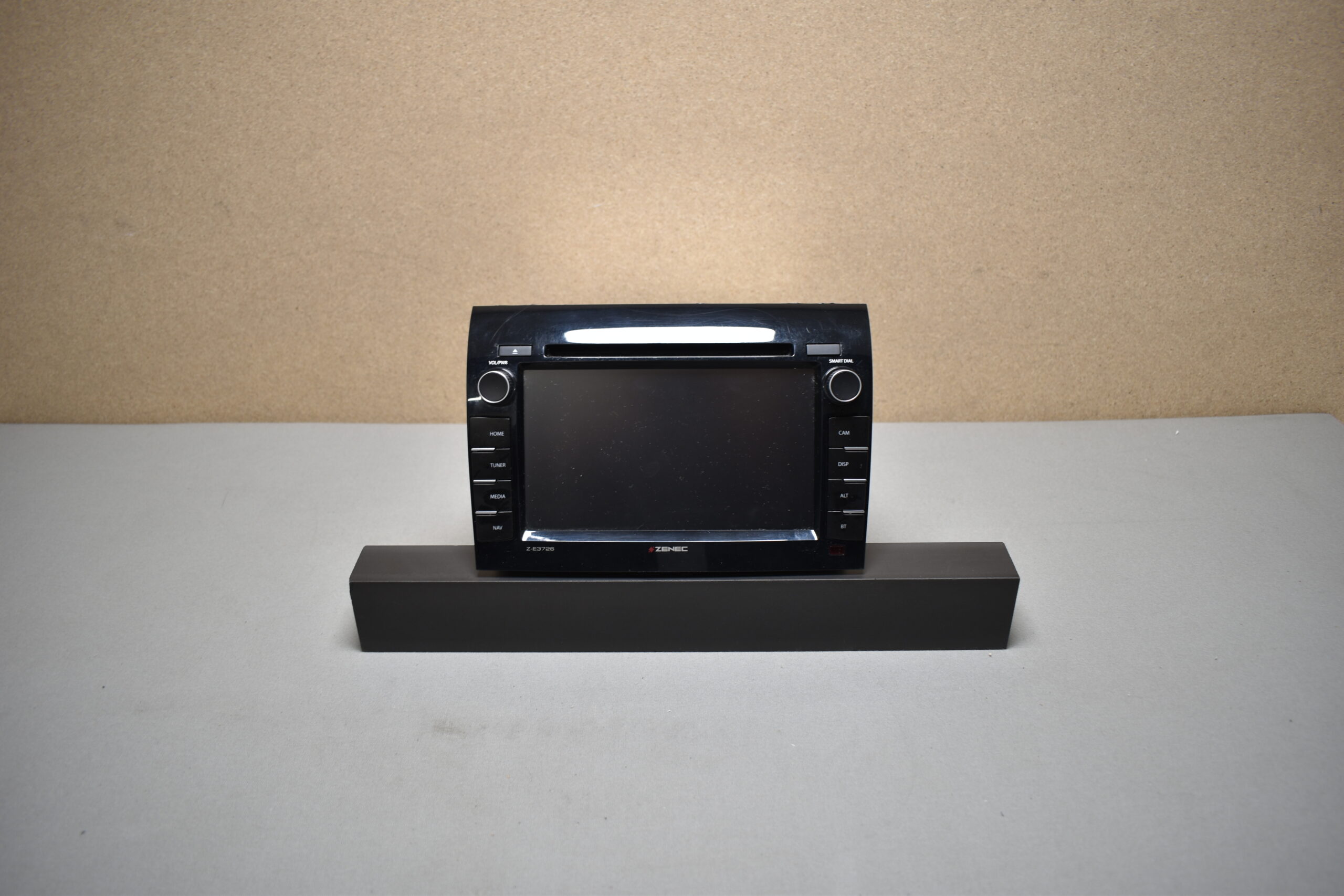 Zenec ZE 3726 MH-0-7 Navigationsgerät