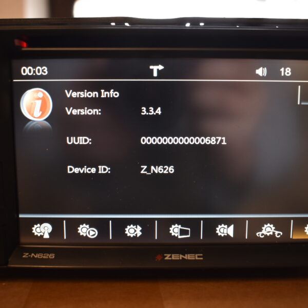 Zenec Z-N 626 Navigationsgerät