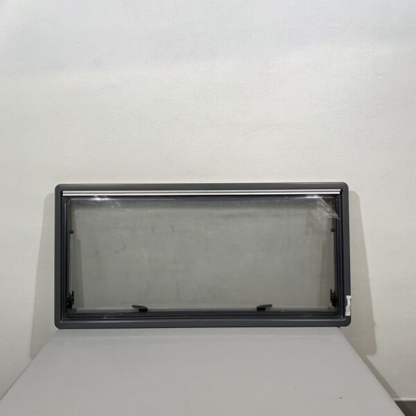 Dometic S4 Ausstellfenster 1450mm x 700mm, mit Rollo und Fliegennetz