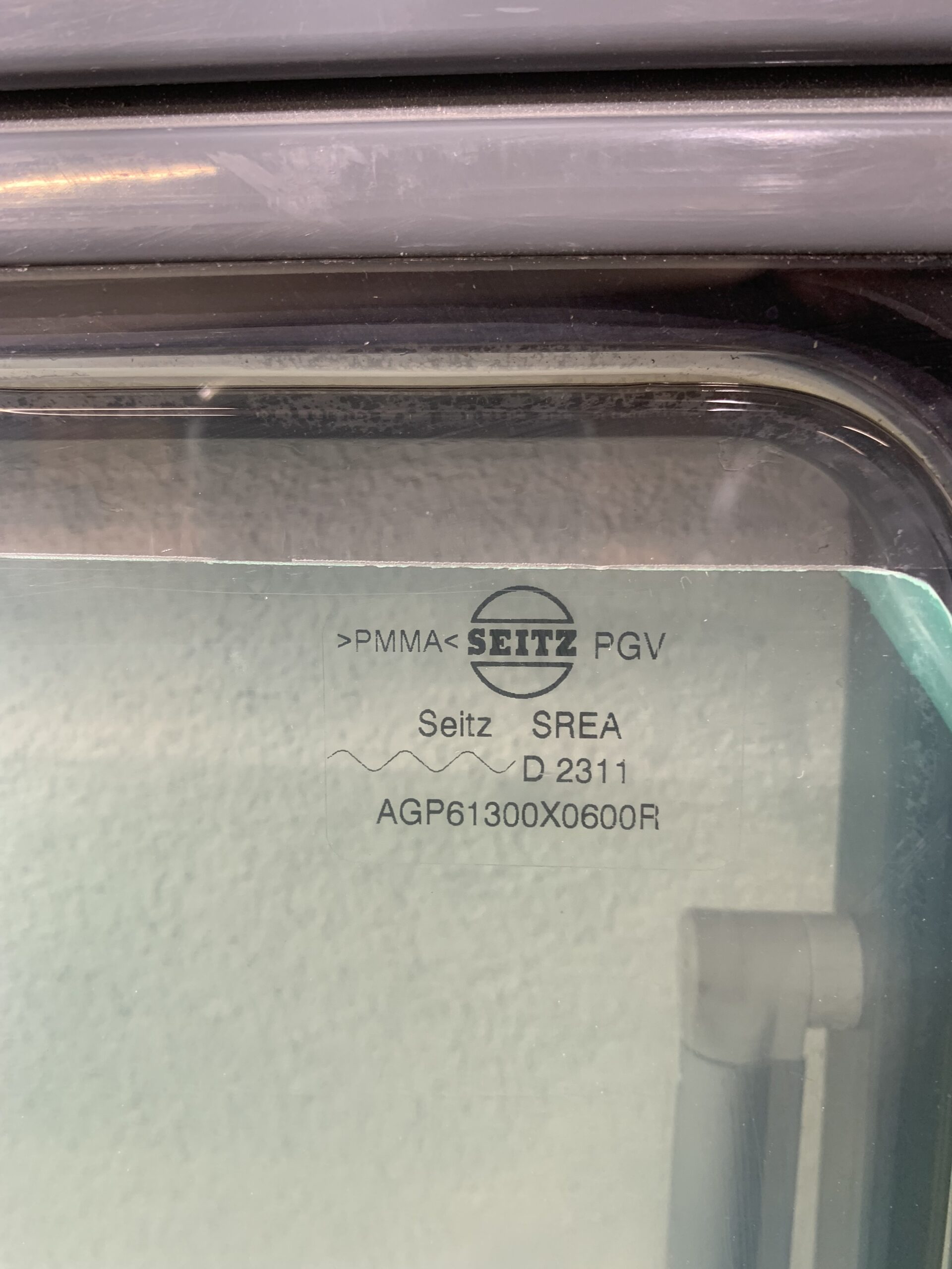 Dometic Ausstellfenster S4 grau 1300mm x 600mm