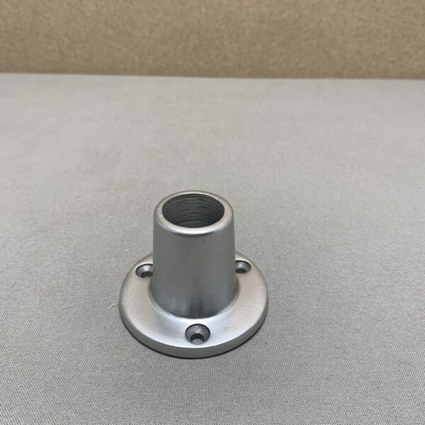 Relinghalter Clouliner von Niesmann + Bischoff