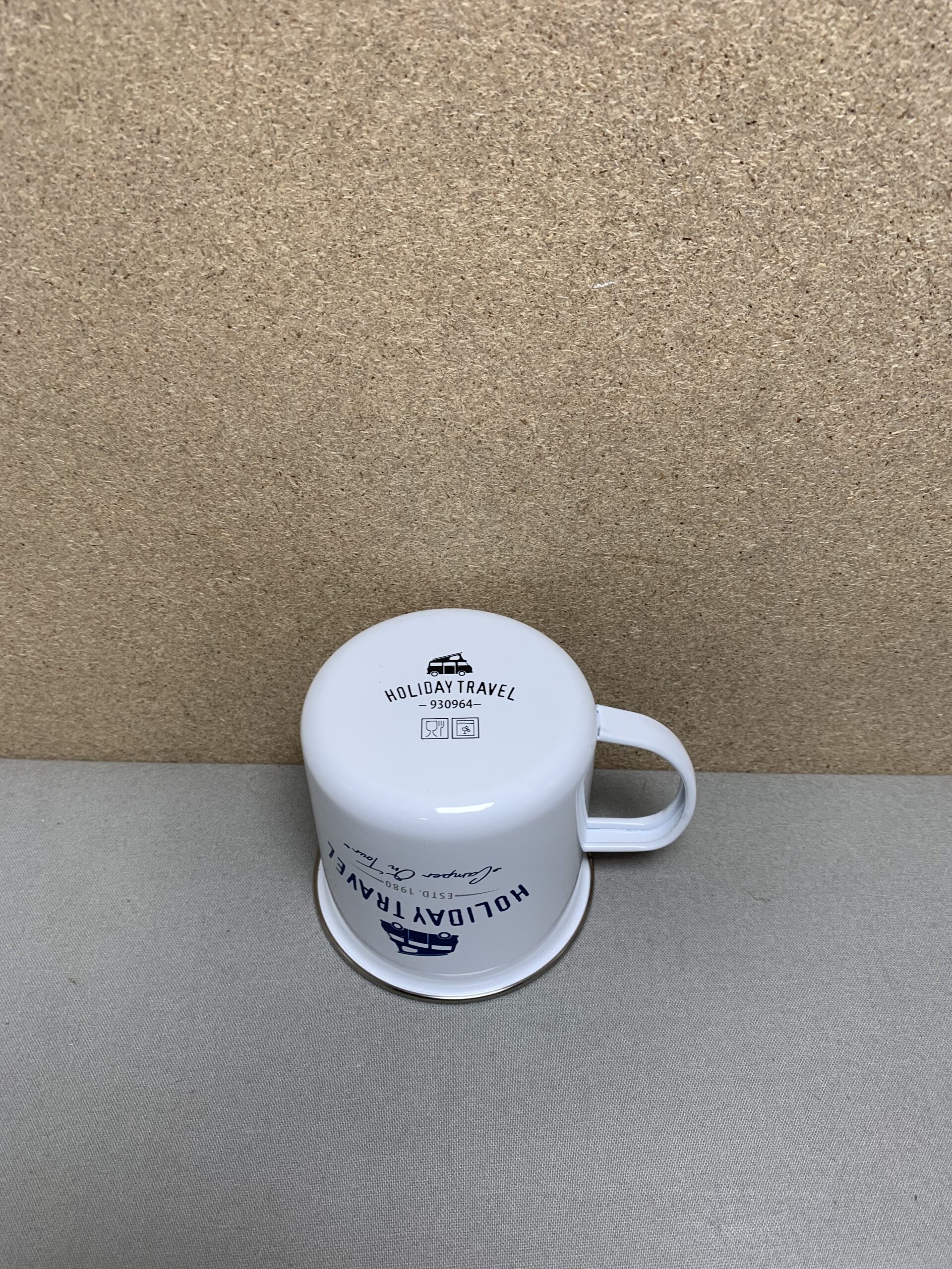 Holiday Travel Tassen-Set Emaille