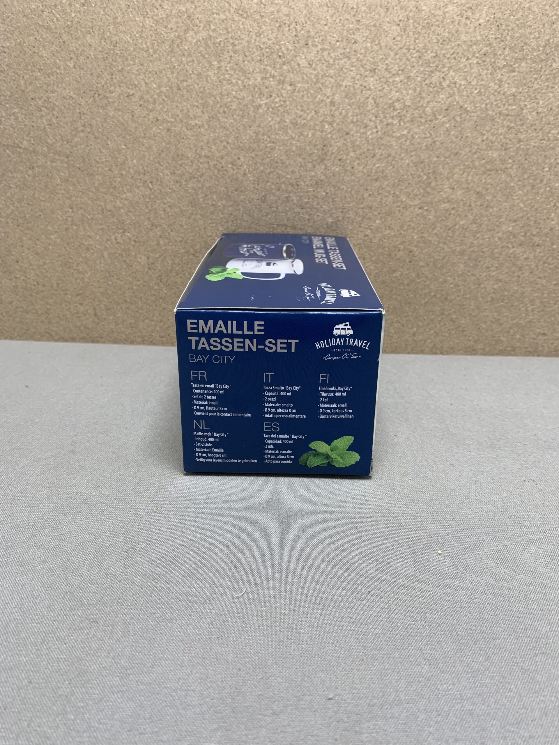 Holiday Travel Tassen-Set Emaille