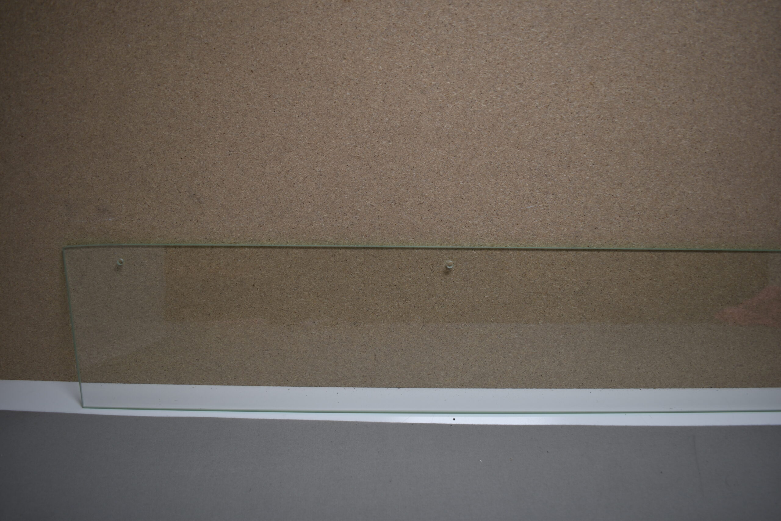 Spritzschutz Glas mit Bohrung