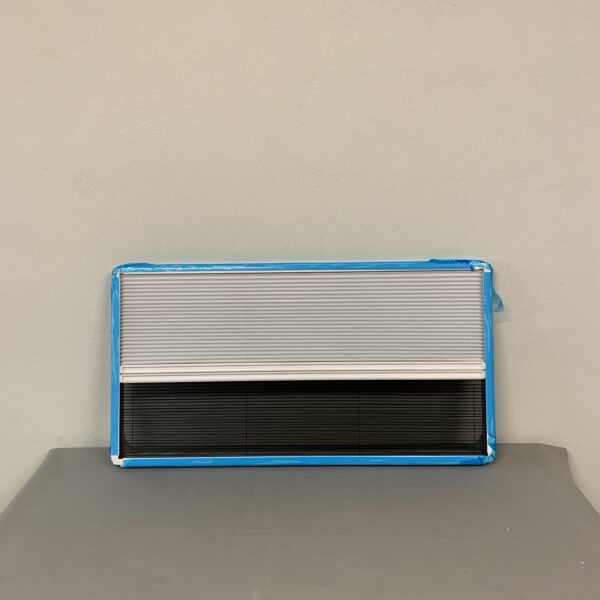 Carbest Innenrahmen für RW ECO mit Insektenschutz und Verdunklungssysteme 1000x500mm